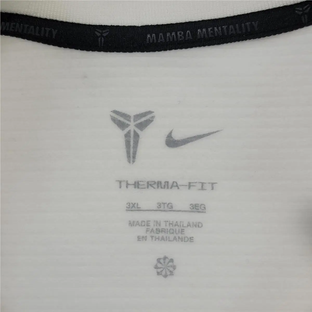 Nike clothing - HQ4697-133 - HQ4697-133 - Beige 2