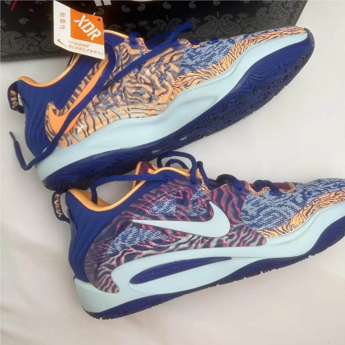 Nike shoes - Nike KD 15 - DM1054 400 - Blue, Manufacturer: Old Royal/Glacier Blue/Peach Cream/Vivid Purple/Hyper Pink 8