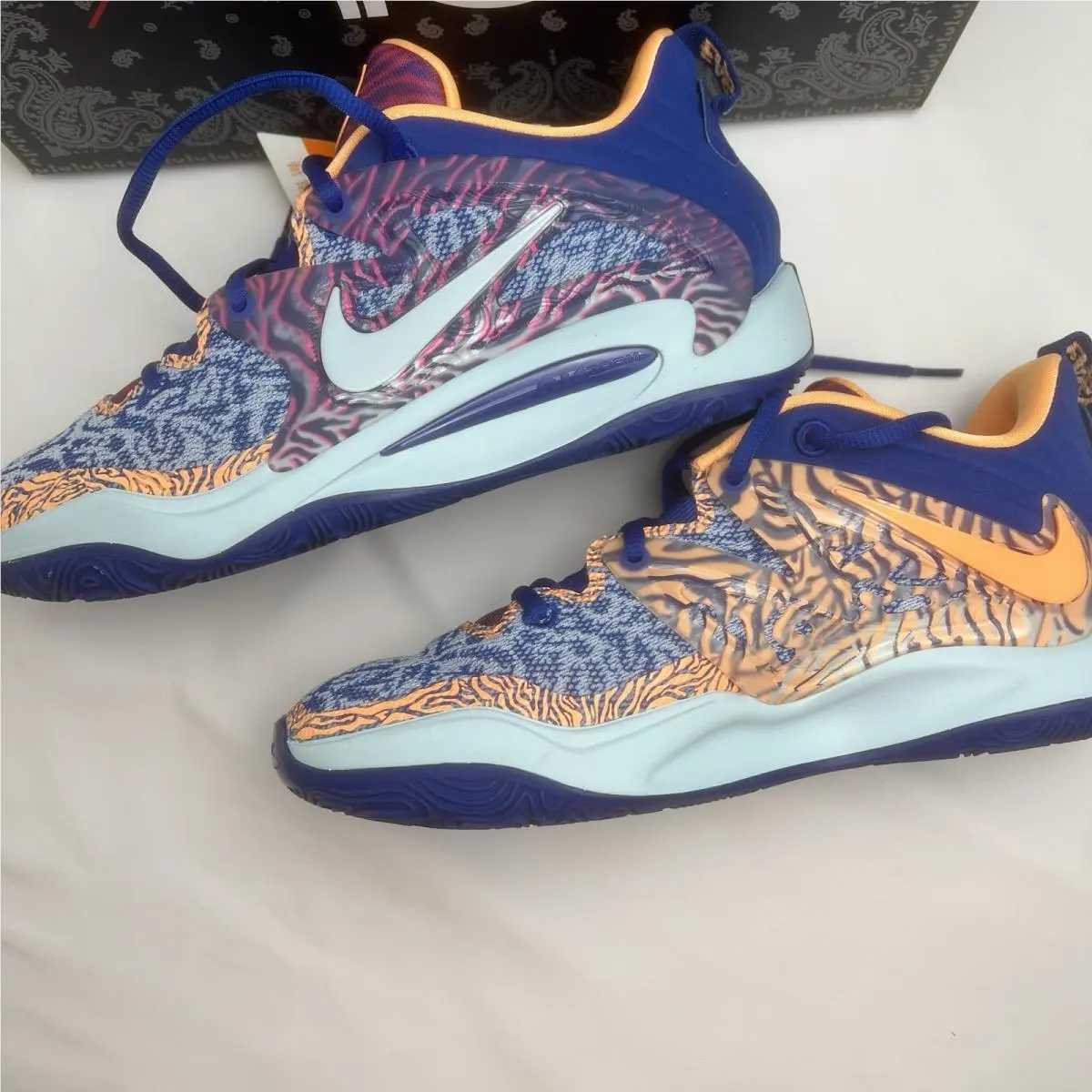 Nike shoes - Nike KD 15 - DM1054 400 - Blue, Manufacturer: Old Royal/Glacier Blue/Peach Cream/Vivid Purple/Hyper Pink 6
