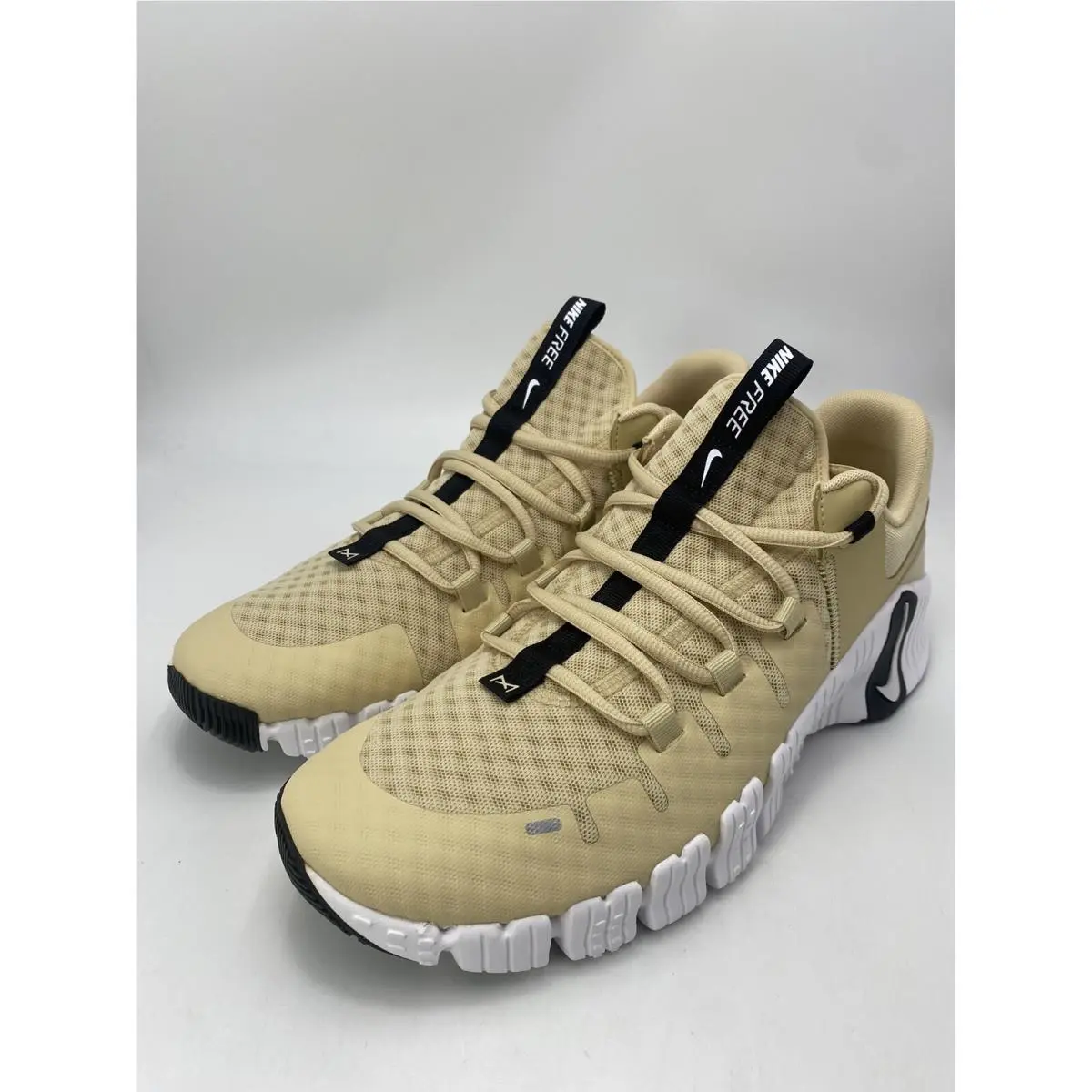 Nike shoes - Nike Free Metcon - Free Metcon - FN6616 701 - Vegas Gold/Black-White (UPC: 196607726976) 2