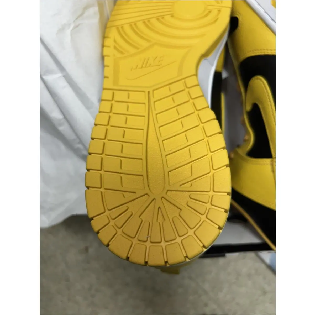 Nike shoes - Nike Dunk - Dunk - HJ4320-001 - Yellow 9