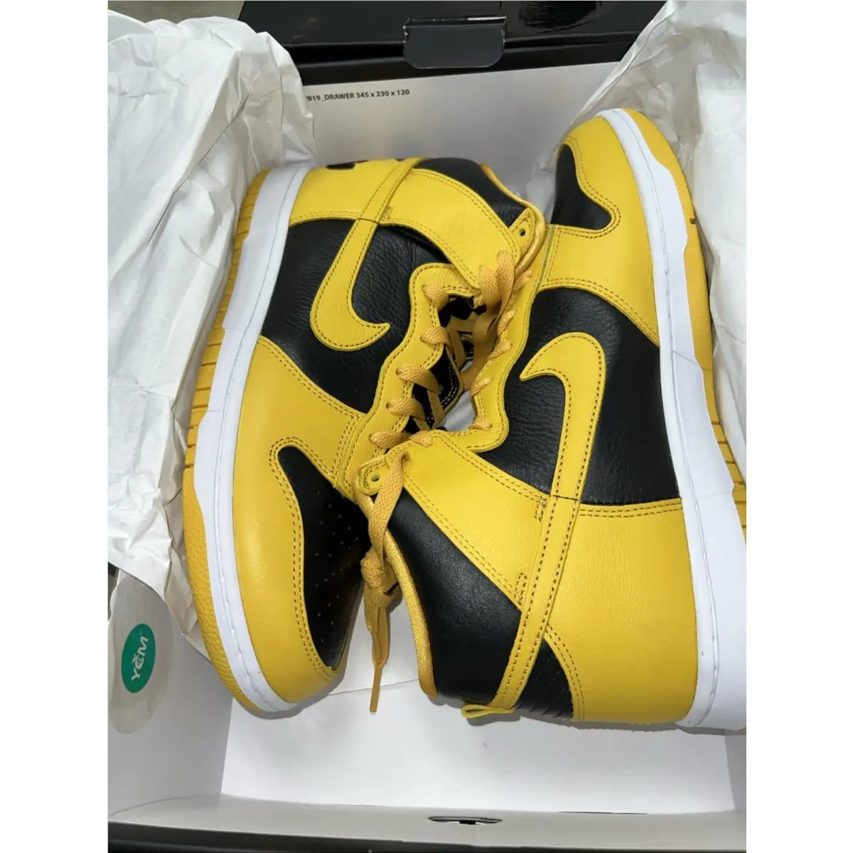 Nike shoes - Nike Dunk - Dunk - HJ4320-001 - Yellow 0