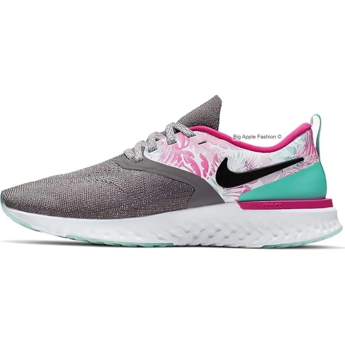 Size 8 Nike Women`s Odyssey React Flyknit 2 Mesh Running Shoes in Gunsmoke/fucia