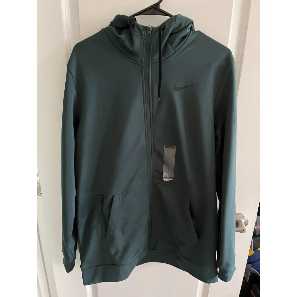 Nike clothing - Green, way: Deep Jungle Green 2