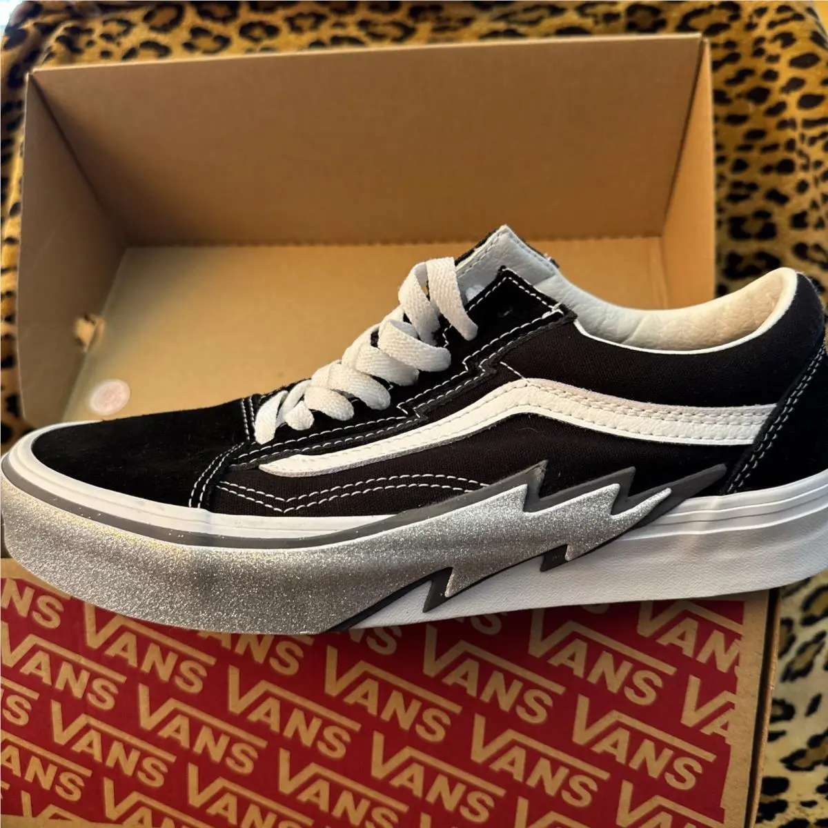 Vans shoes - VANS Old Skool - Old Skool - Black 1