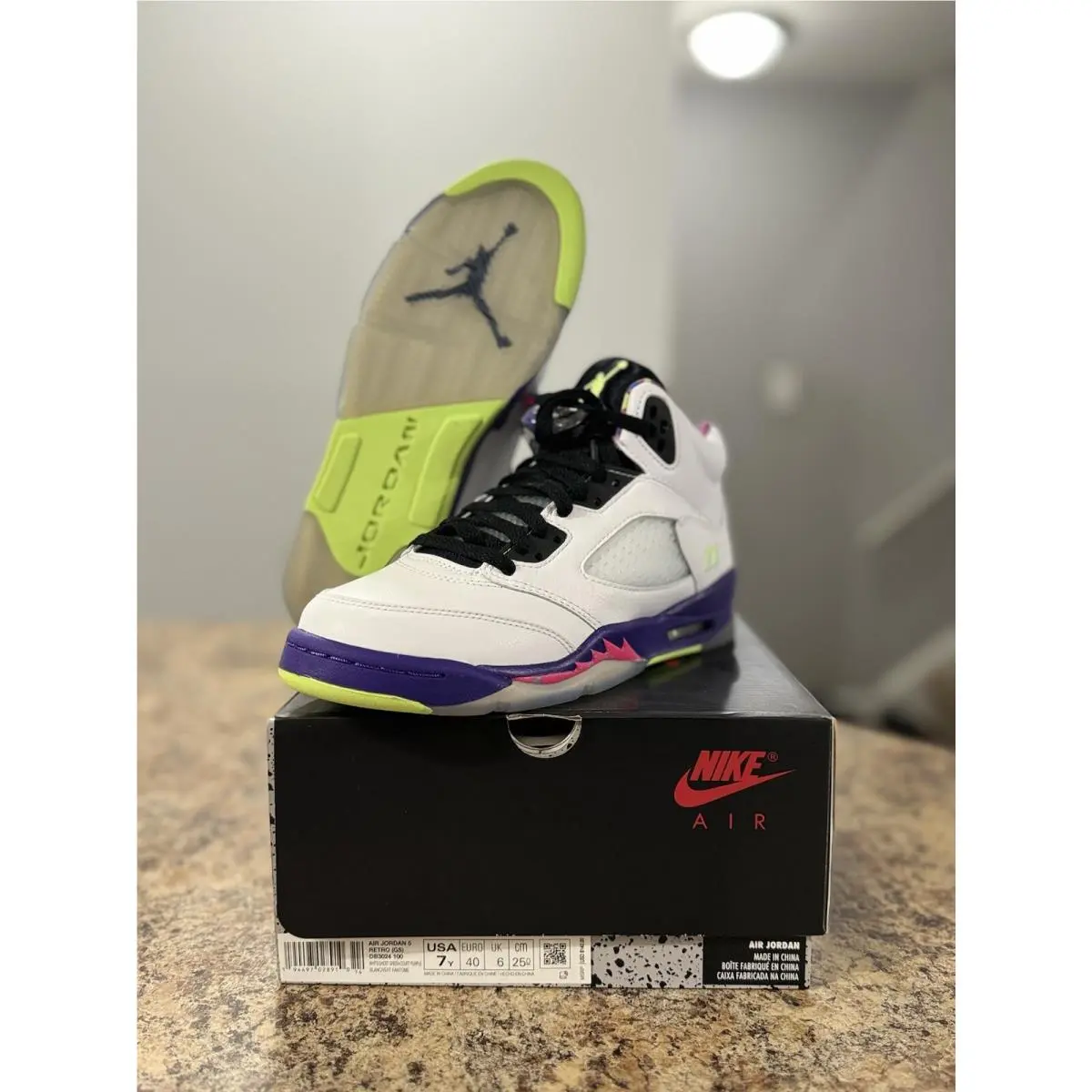 Nike shoes - Jordan 5 - DB3024-100 - White (UPC: 0194497028910) 1