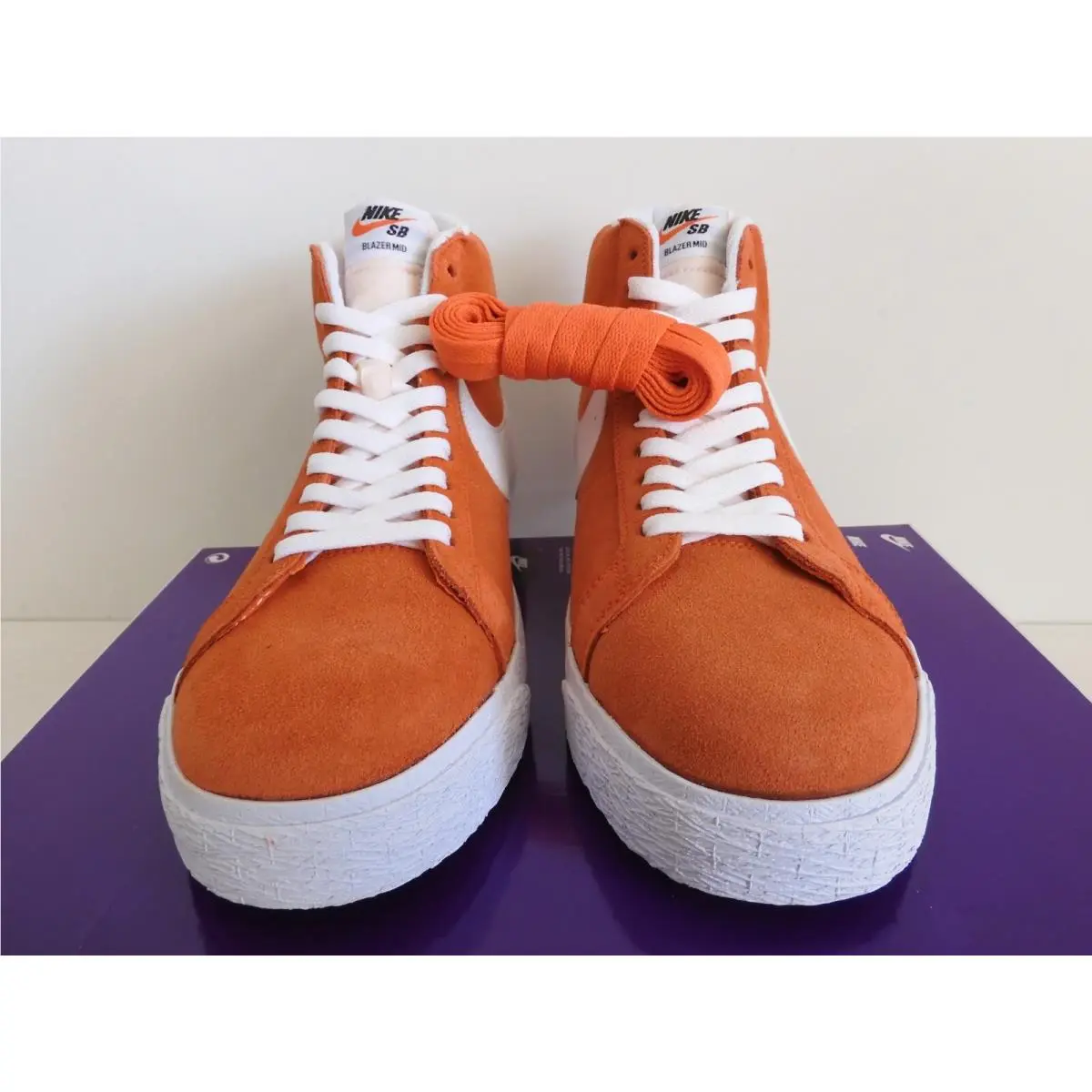 Nike shoes - Nike SB Zoom Blazer Mid - 864349-800 - Orange (UPC: 196148844788) 1