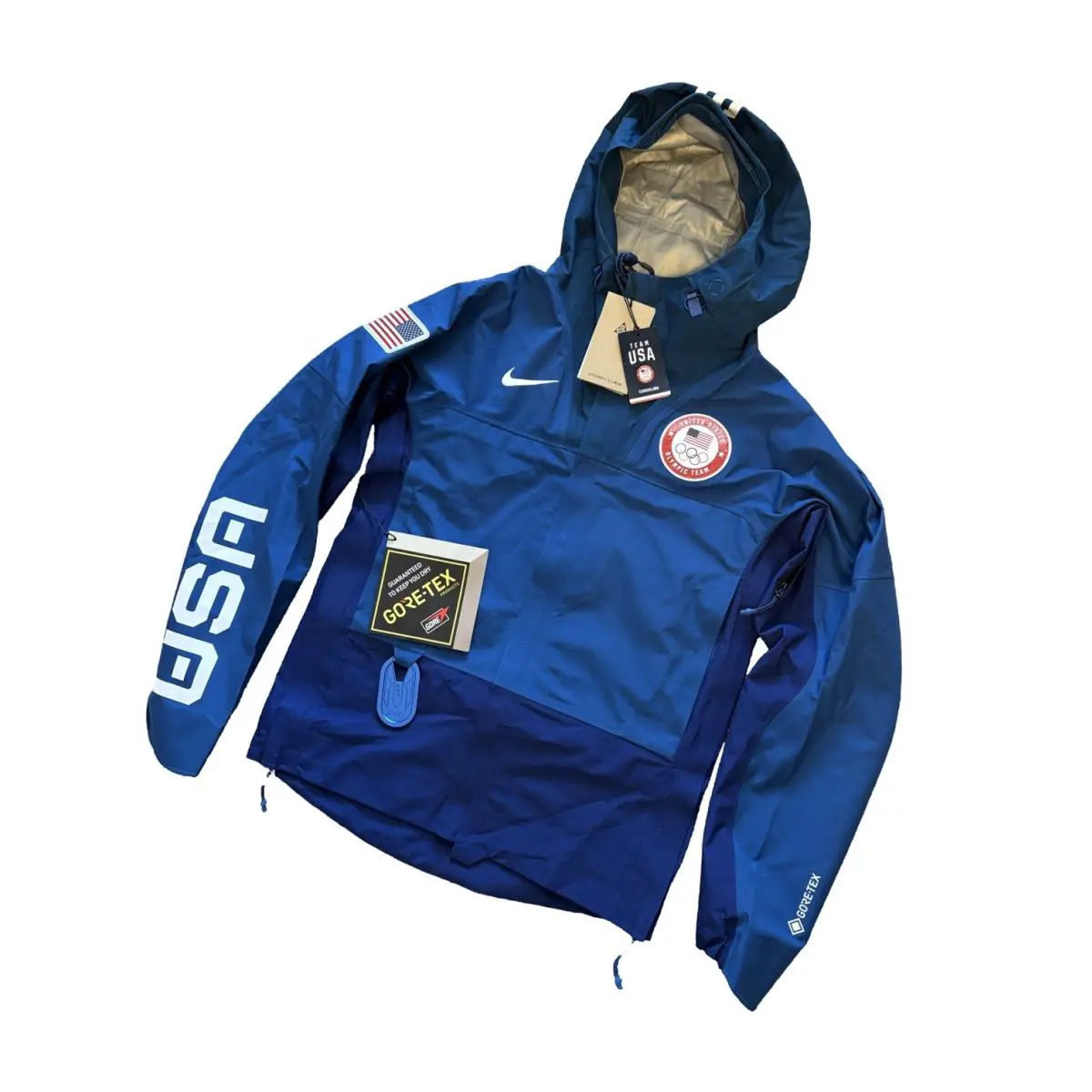 Nike clothing - Blue (UPC: 195243915300) 0