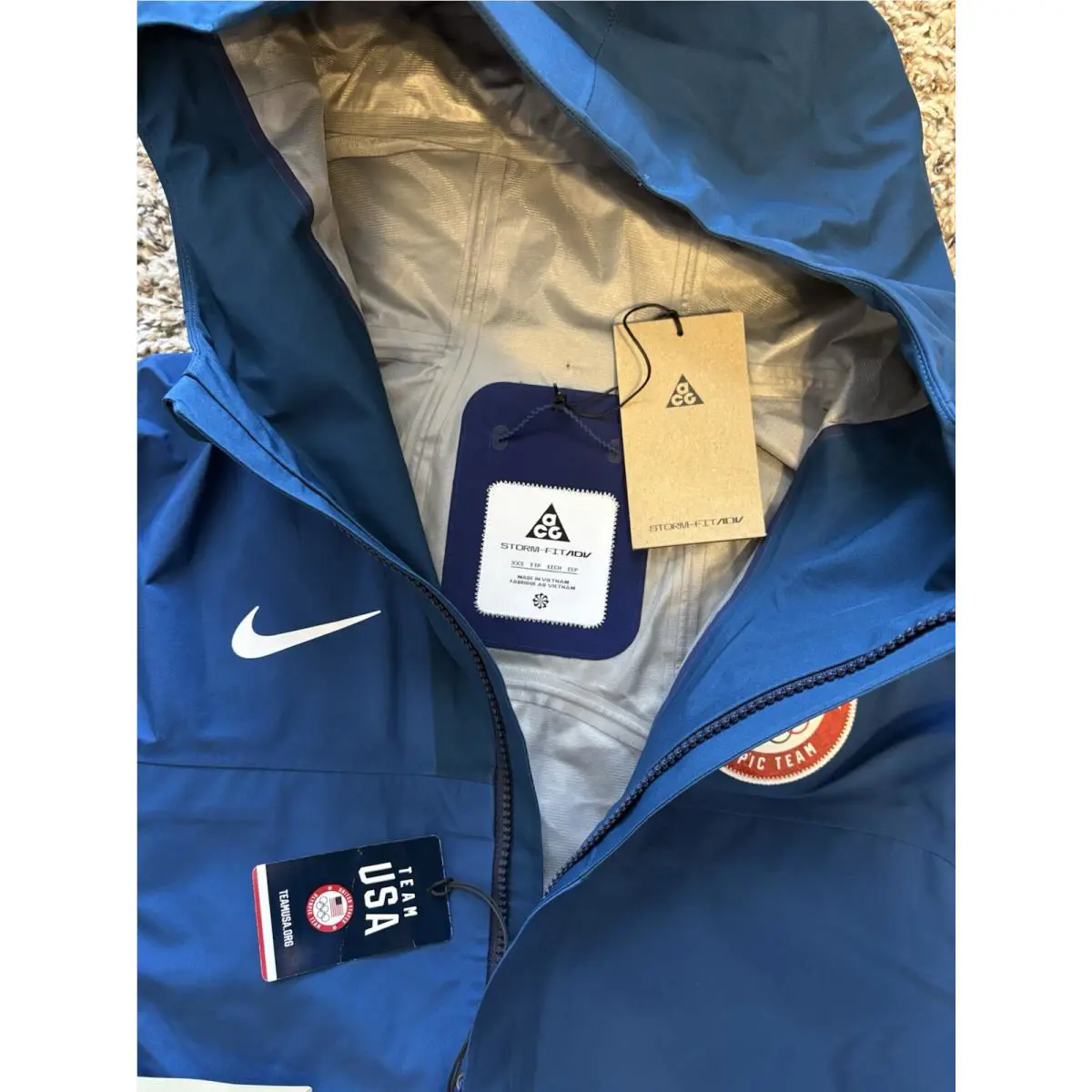 Nike clothing - Blue (UPC: 195243915300) 4