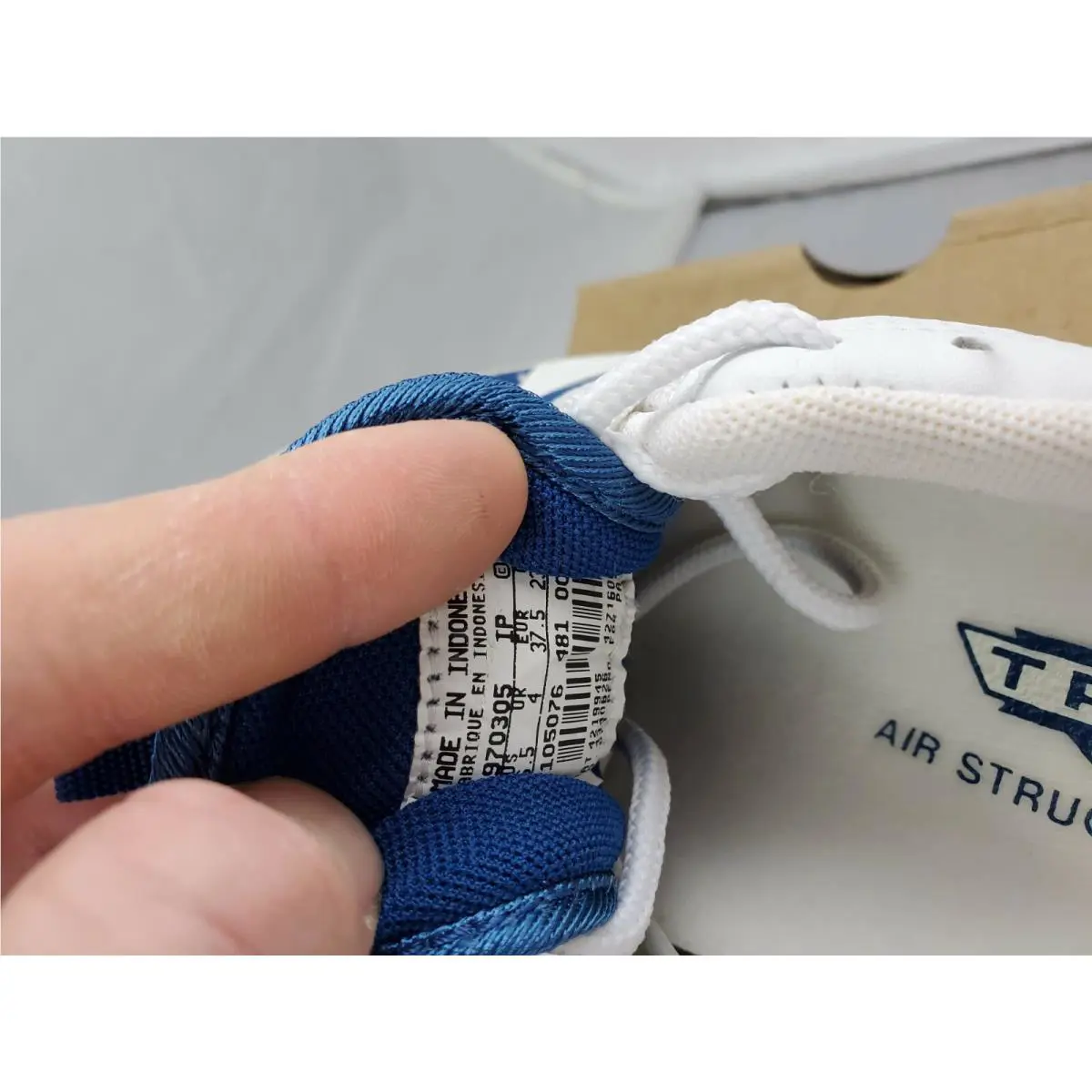 Nike shoes - Nike Air Structure Triax - Air Structure Triax - White 5