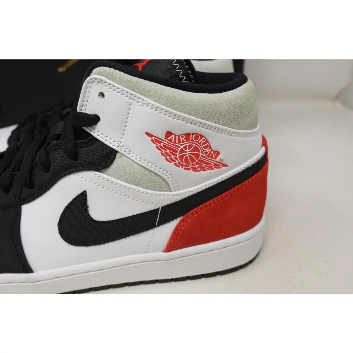 Nike shoes - Air Jordan 1 - Air - 852542-100 - Black 4
