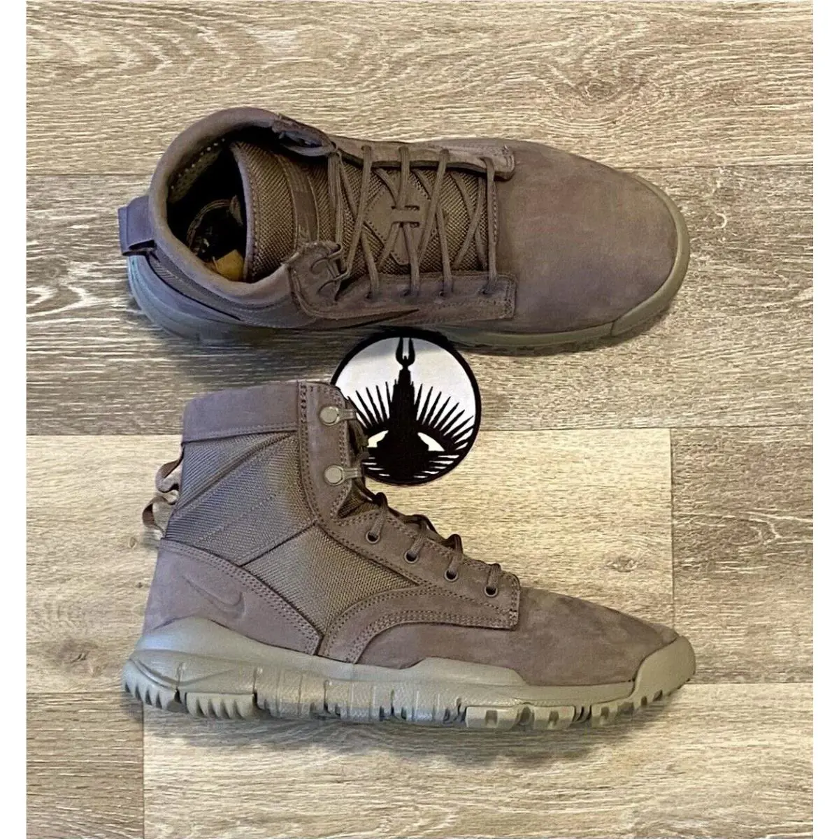 Nike shoes  - Dark Mushroom / Light Taupe 5