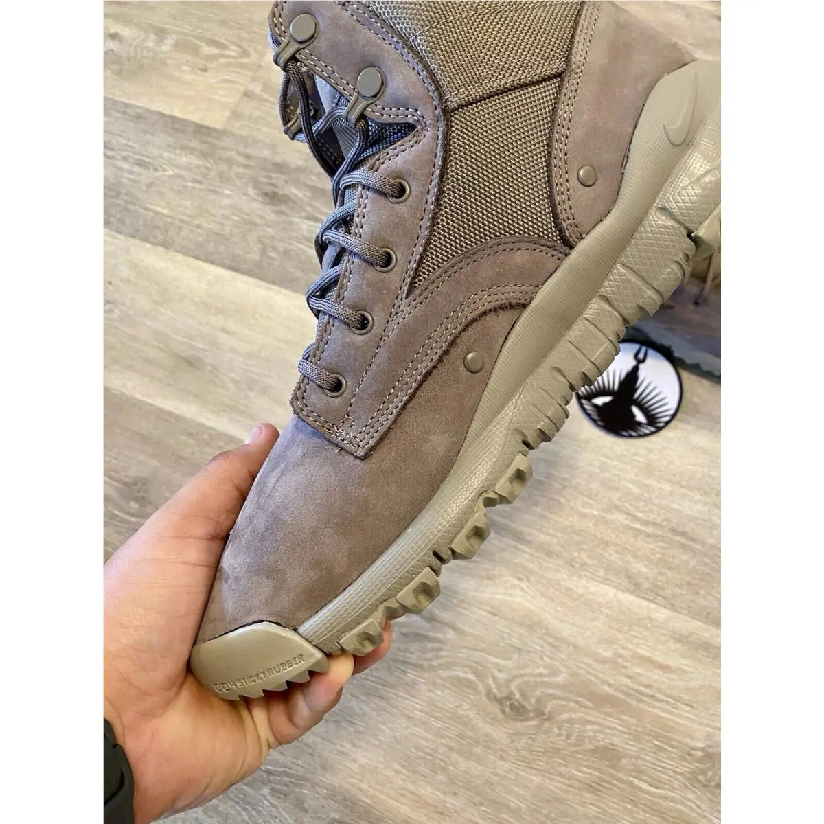 Nike shoes  - Dark Mushroom / Light Taupe 2