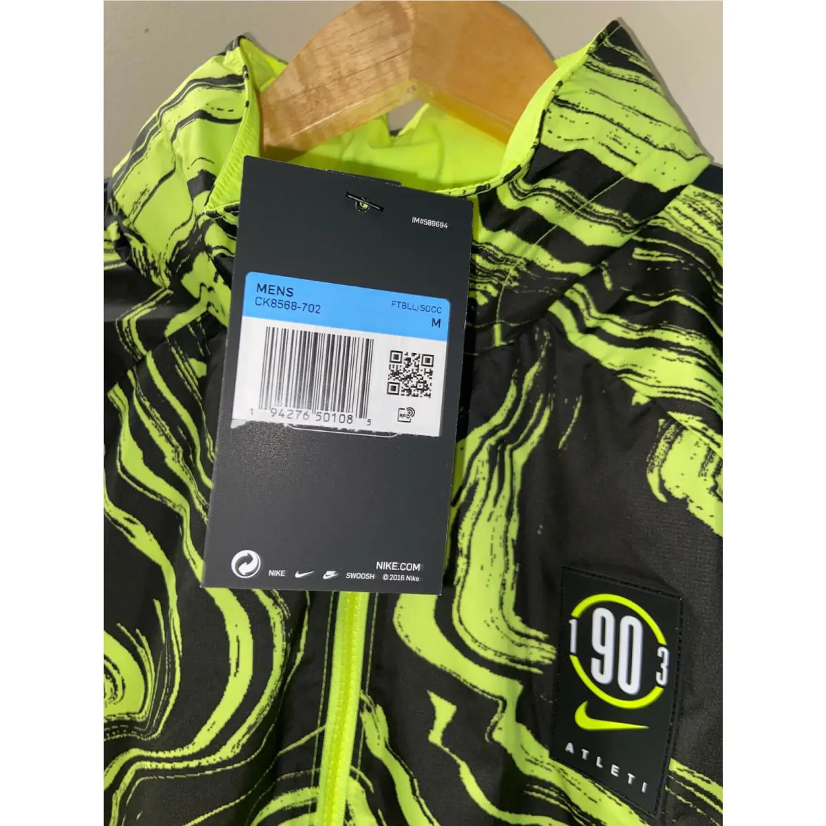 Nike clothing - Nike CK8568-702 - CK8568-702 - Black Greem 8