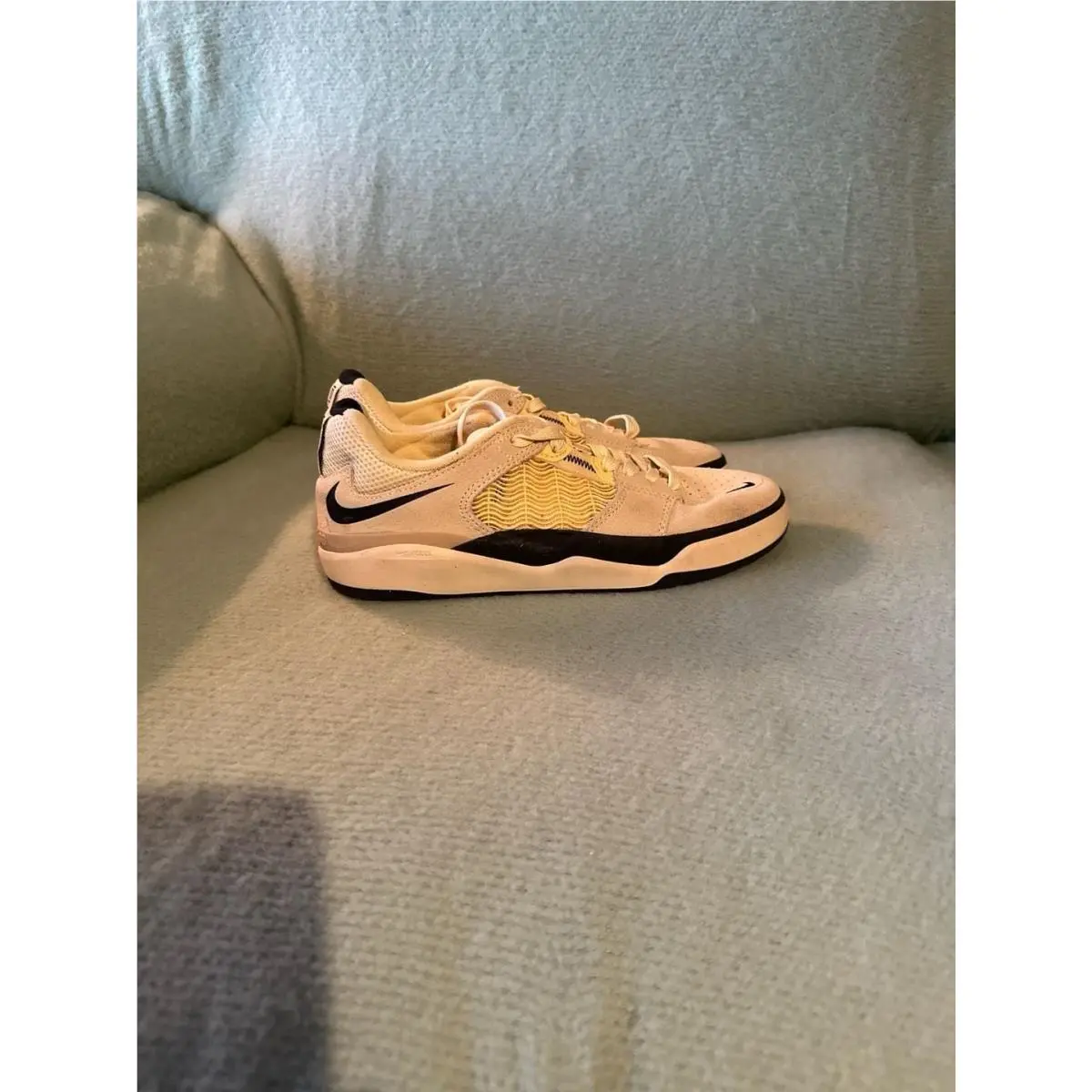 Nike shoes - SB Ishod Wair - Ishod Wair - DC7232-700 - Yellow 0