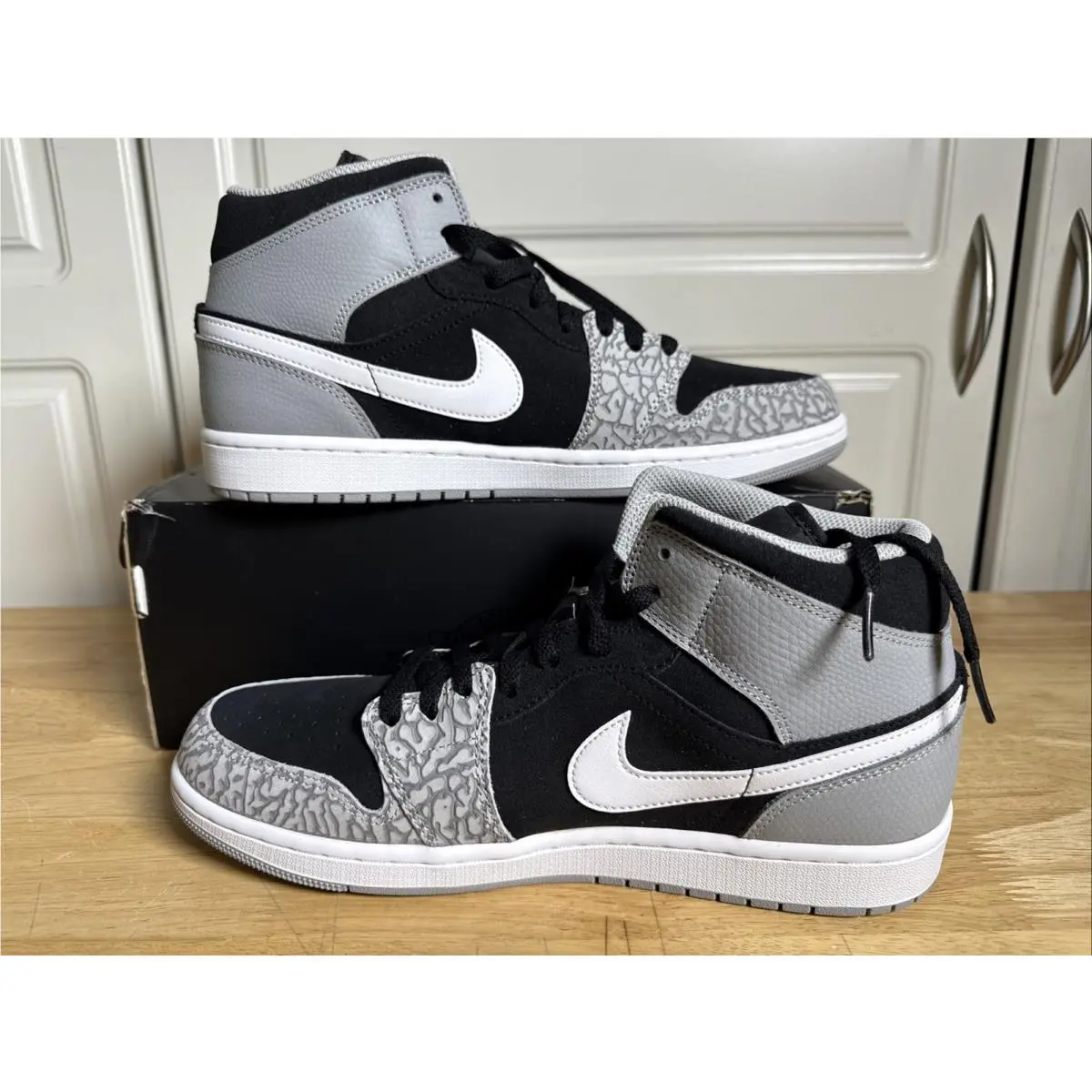 Nike shoes - Nike Air Jordan 1 - Air - DM1200-016 - White 4