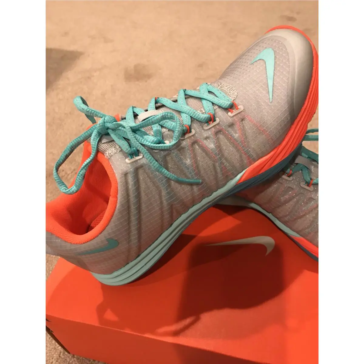 Nike shoes - Gray 0