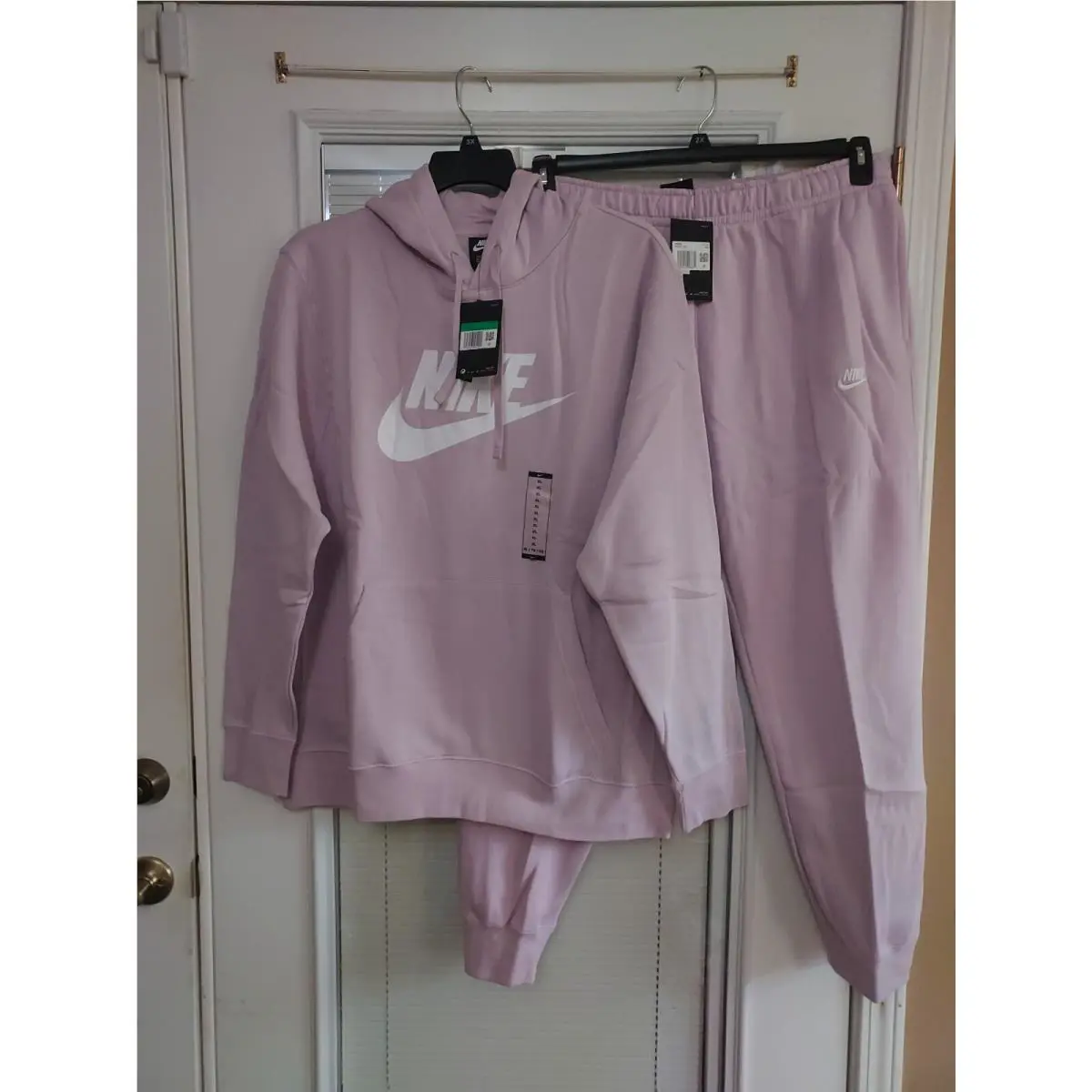 Nike clothing - Lavender 0