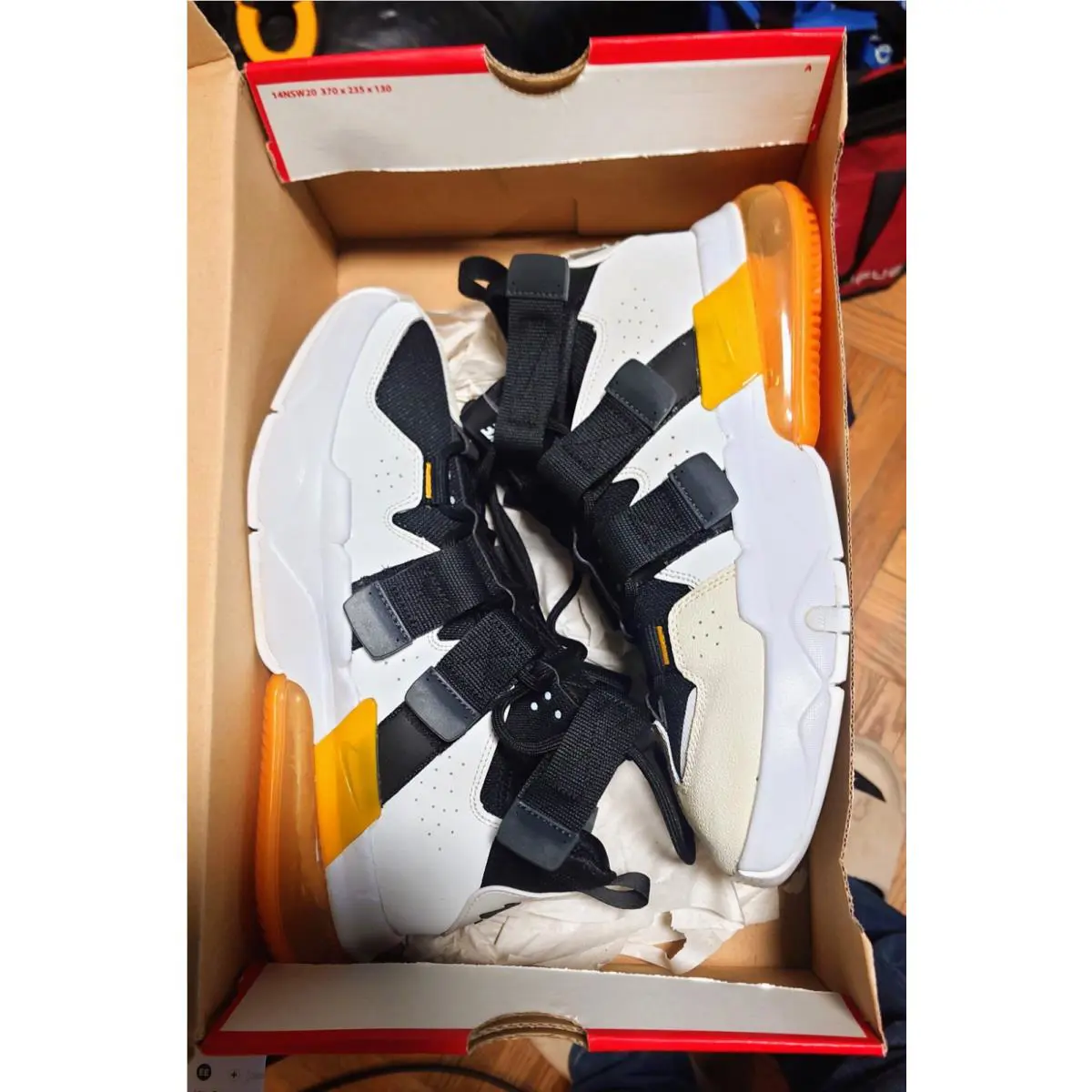 Nike shoes - Nike Air Edge - Air Edge - AQ8764001 - White, Black 0