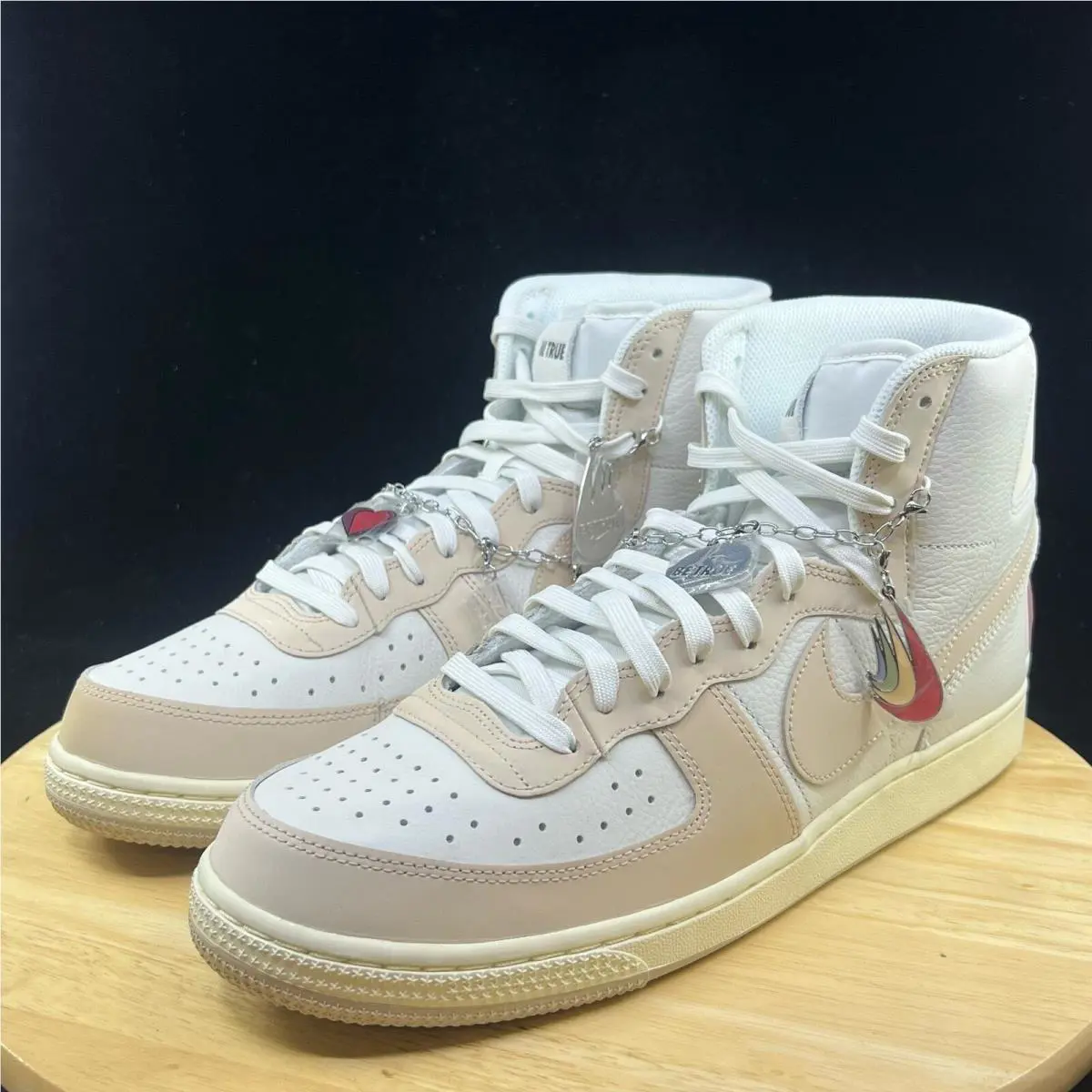 Nike shoes - Beige 0