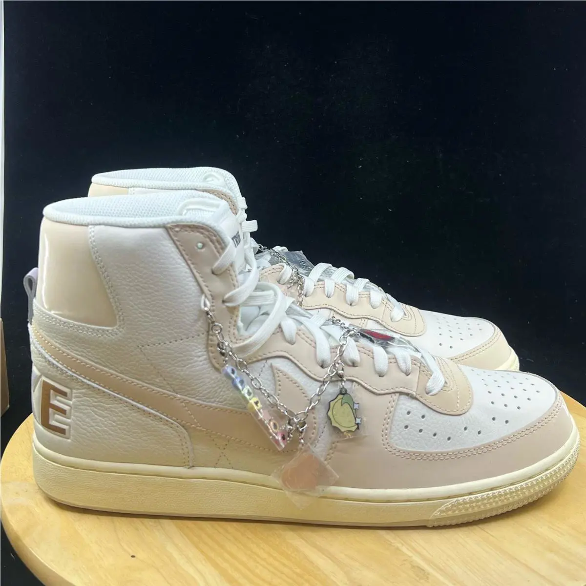 Nike shoes - Beige 3