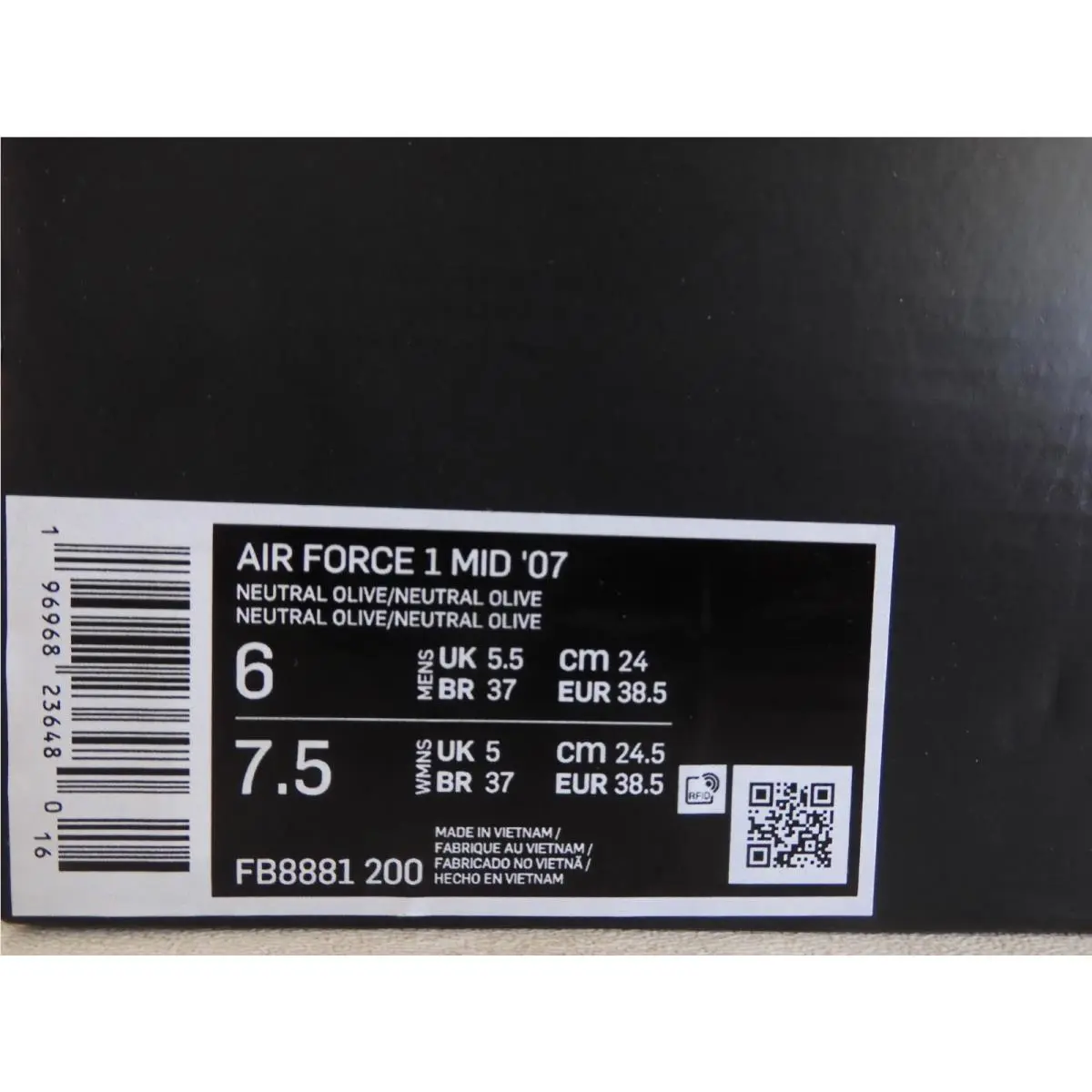 Nike shoes - Nike Air Force 1 - Air Force - FB8881-200 - Green 3