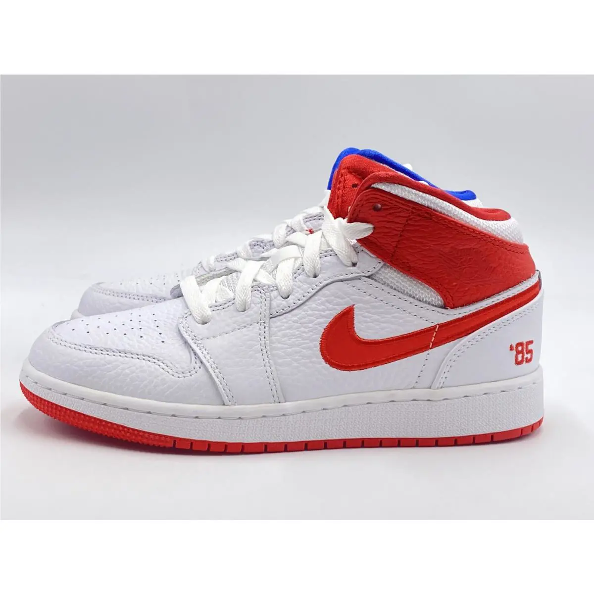 Nike shoes - Air Jordan 1 Mid SE GS - DH0200 100 - White (UPC: 194954786049) 2