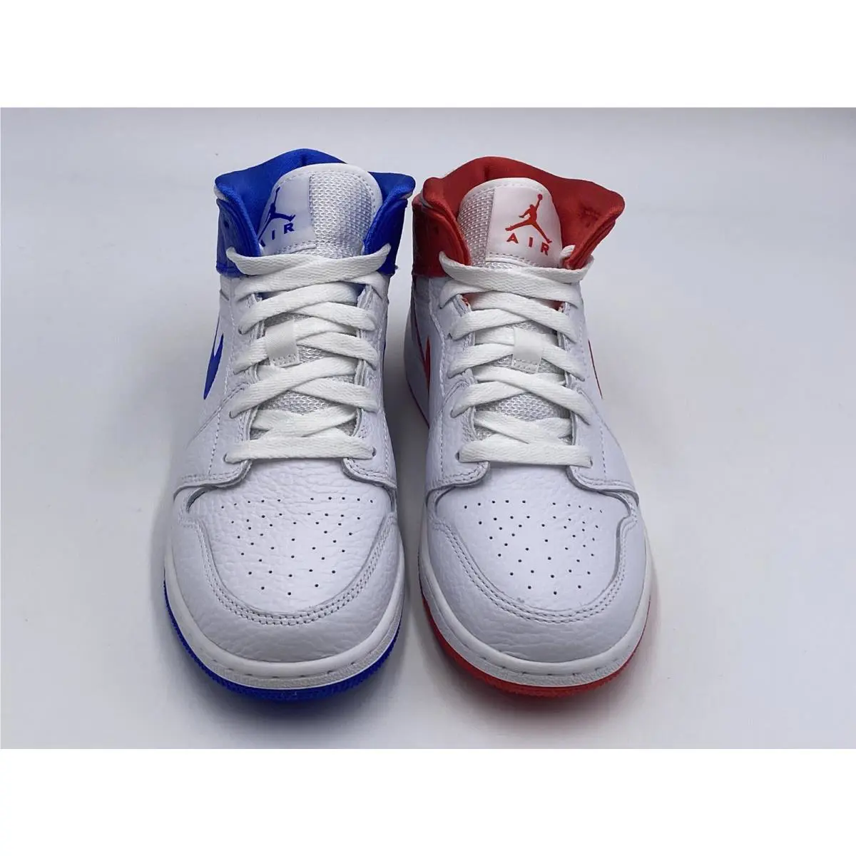 Nike shoes - Air Jordan 1 Mid SE GS - DH0200 100 - White (UPC: 194954786049) 4