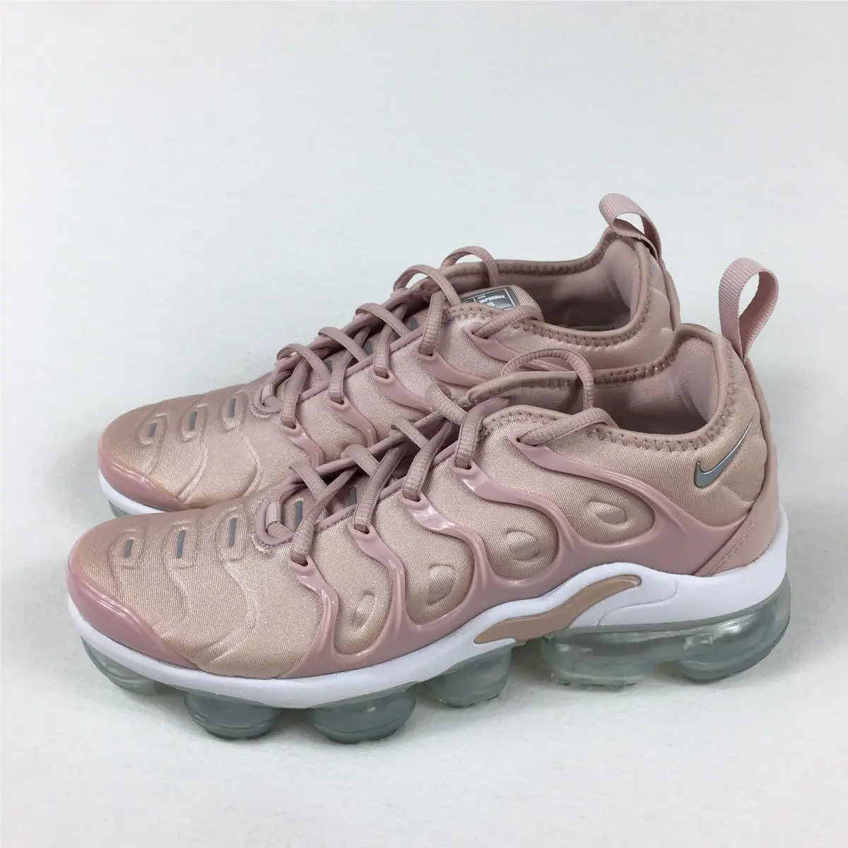 Nike Air Vapormax Plus Pink Oxford White Metallic Silver Shoes Women`s Size 5.5 - Pink