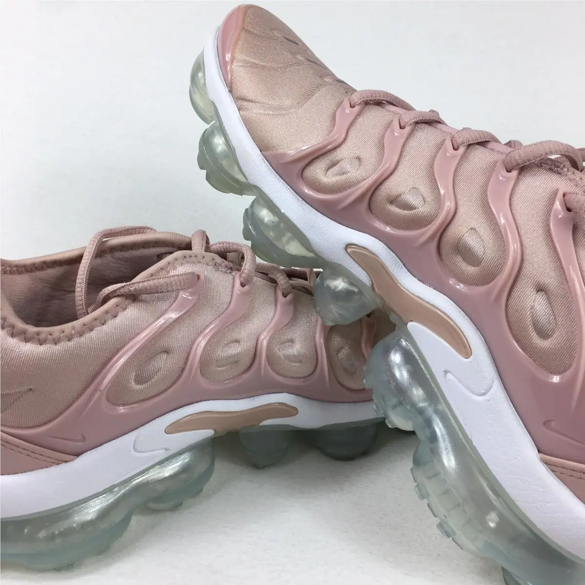 Nike shoes - Nike Air Vapormax Plus - Air Vapormax Plus - DM8327-600 - Pink 3