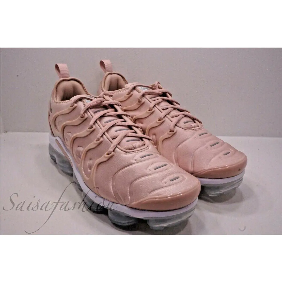 Nike shoes - Nike Air Vapormax Plus - Air Vapormax Plus - DM8327-600 - Pink 1
