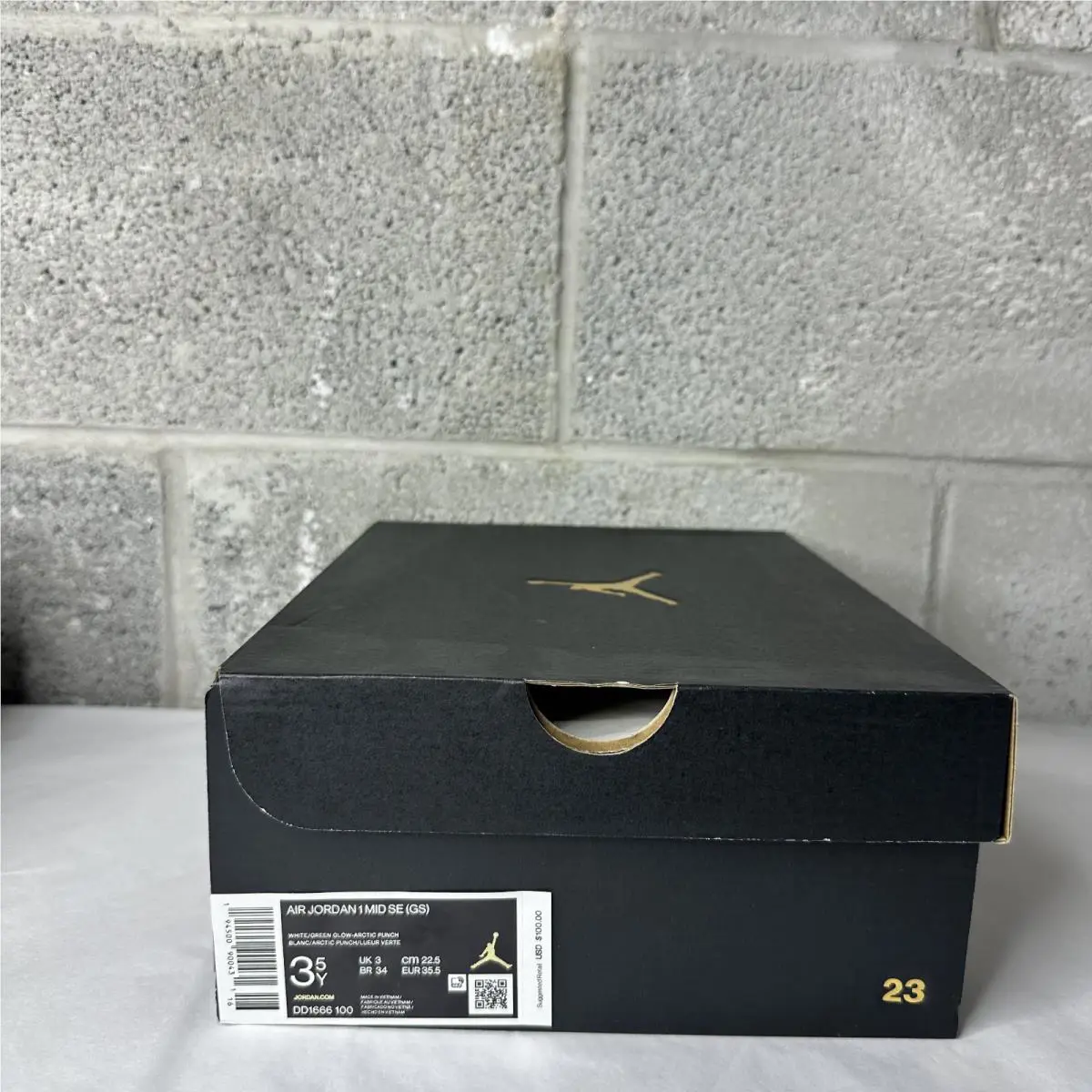 Nike shoes - Air Jordan 1 - Air - DD1666-100 - White 4