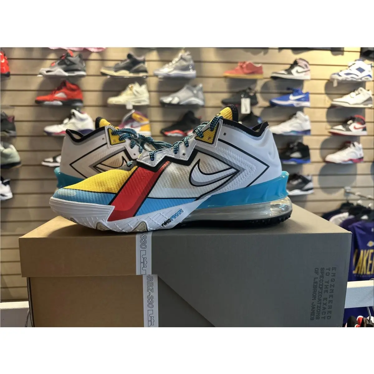 Nike shoes - Nike LeBron 18 - LeBron - CV7562-104 - White, Manufacturer: White/White/Black/Baltic Blue 9