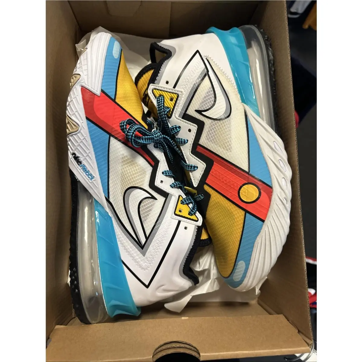 Nike shoes - Nike LeBron 18 - LeBron - CV7562-104 - White, Manufacturer: White/White/Black/Baltic Blue 18