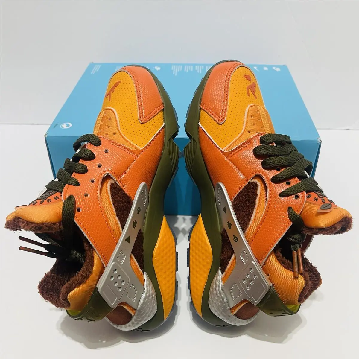Nike shoes - Nike Air Huarache - Air Huarache - FD9712-800 - Orange 5