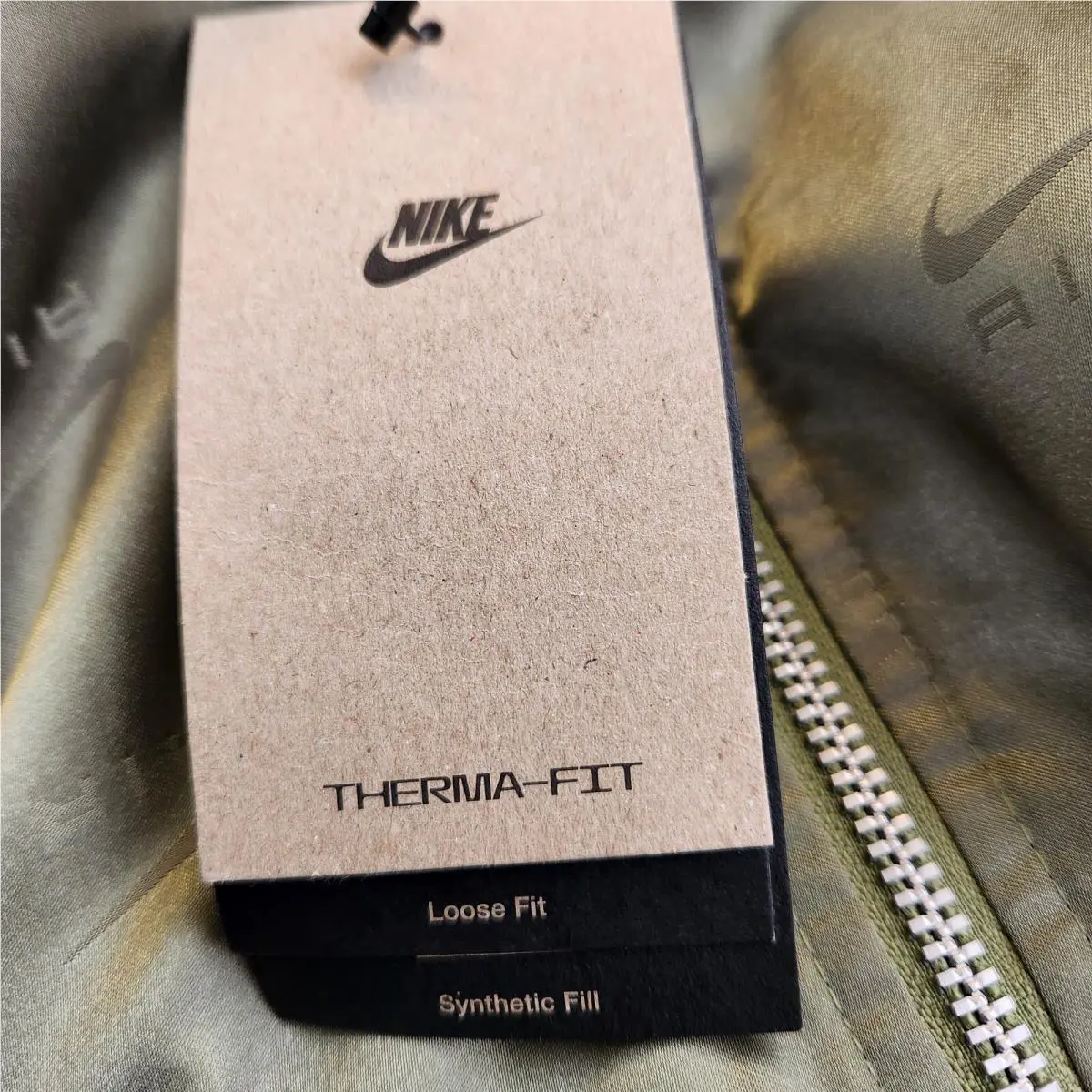 Nike clothing - Green (UPC: 196149351858) 10