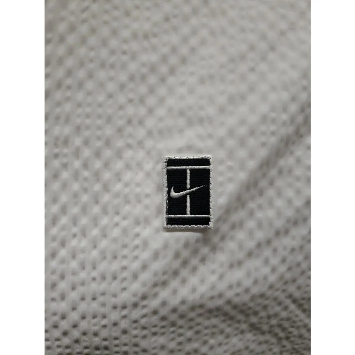 Nike clothing - White 101 (UPC: 666003720408) 2
