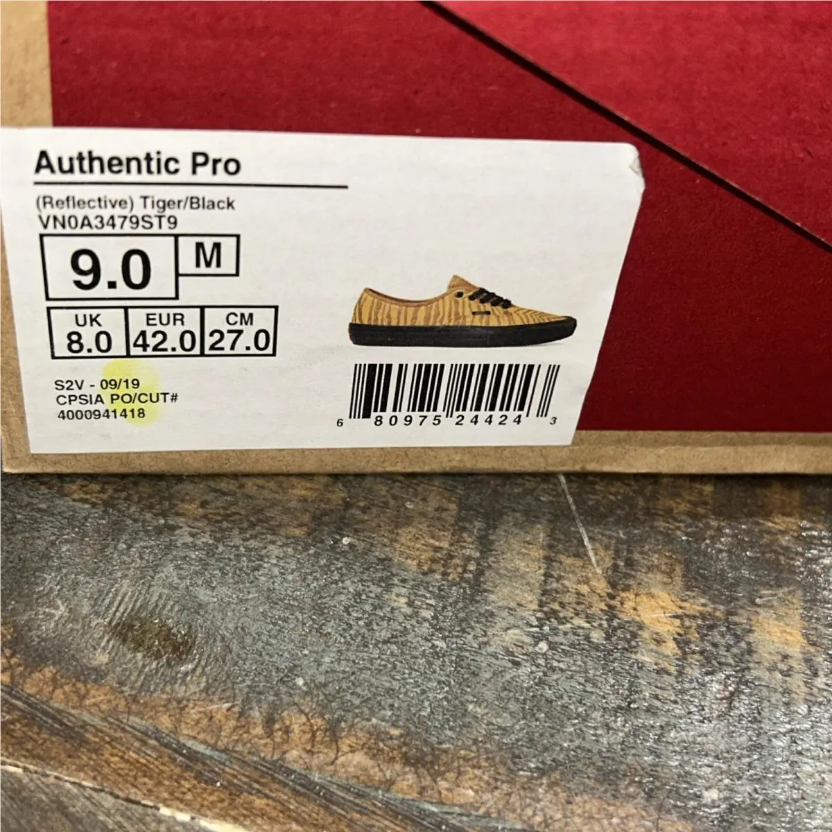 Vans shoes - Gold (UPC: 0680975244243) 2