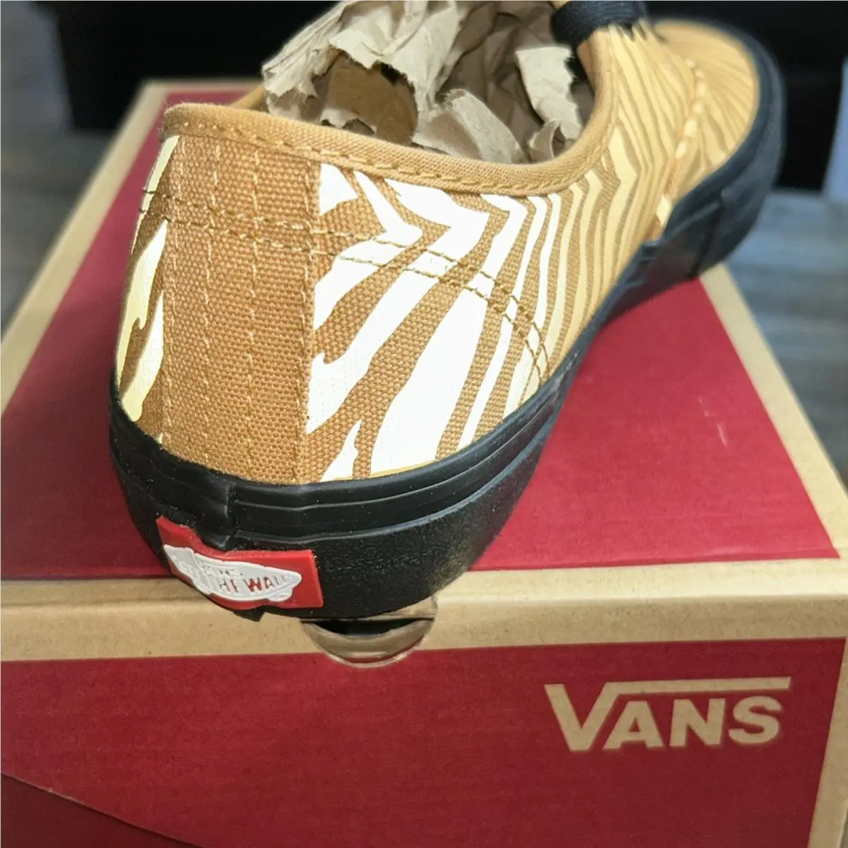 Vans shoes - Gold (UPC: 0680975244243) 4
