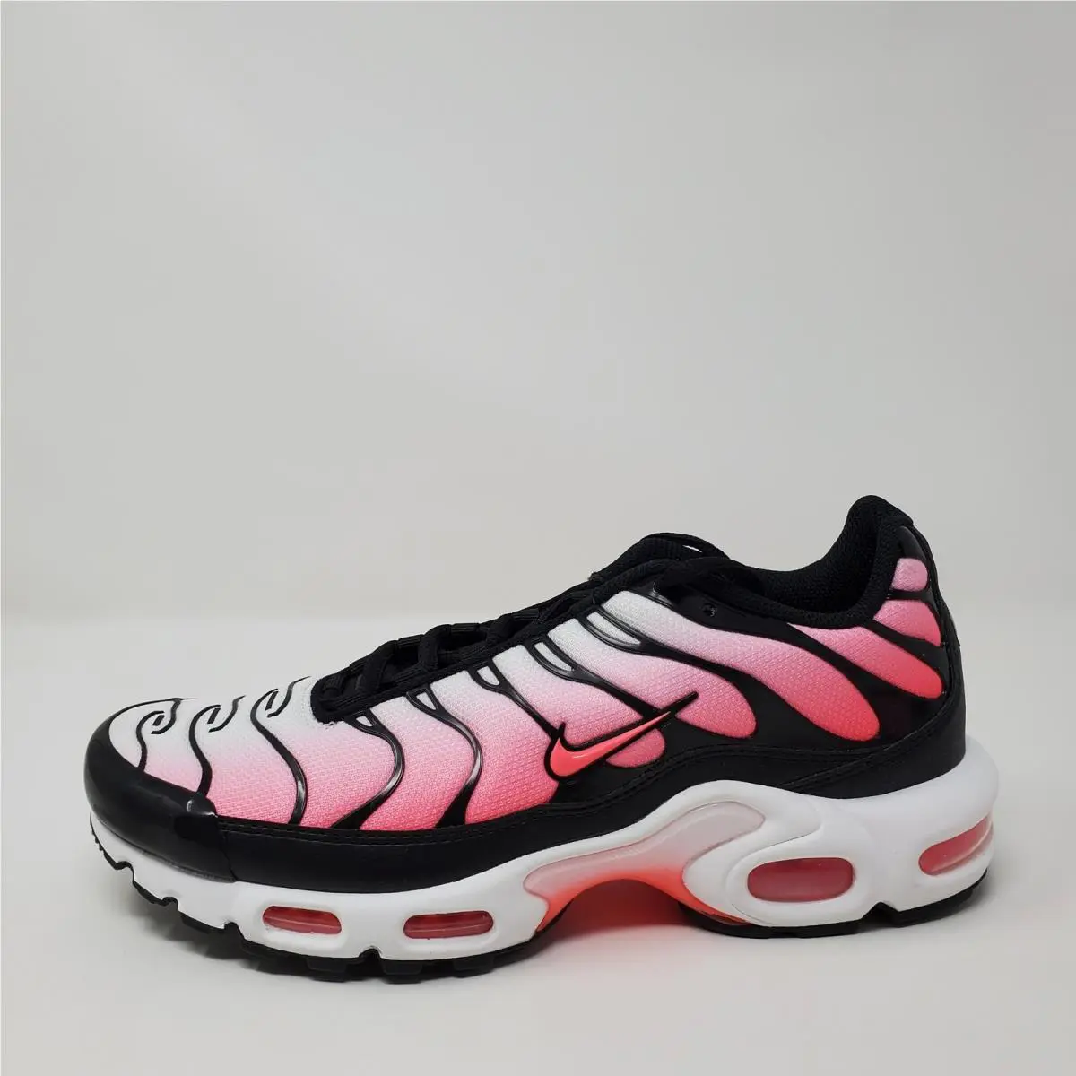 Nike shoes - Nike Air Max Plus - Air Max Plus - DZ3670-002 - Pink 3