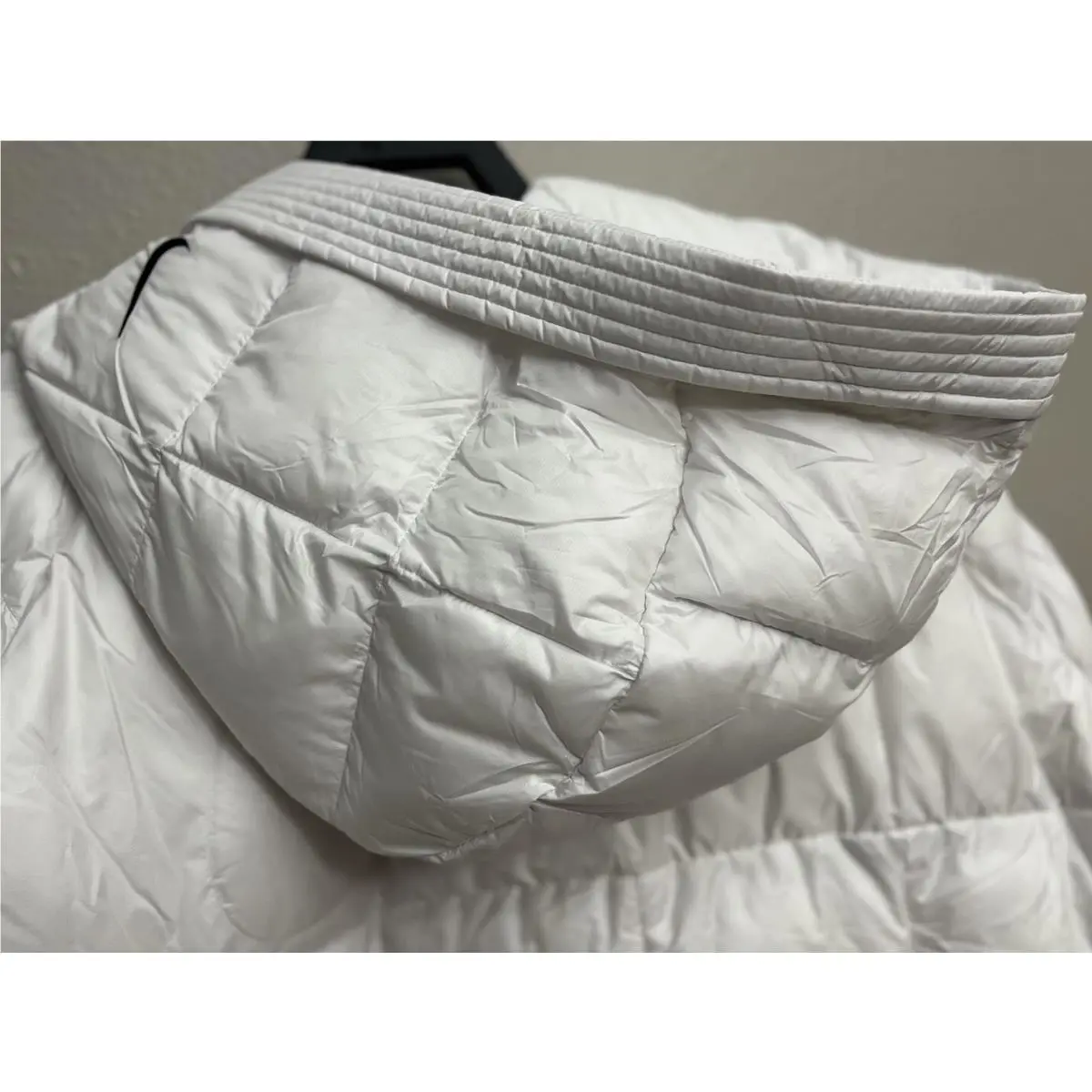 Nike clothing - Nike Sportswear Swoosh Puffer PrimaLoft Jacket - FB8729-100 - White (UPC: 196607991626) 8