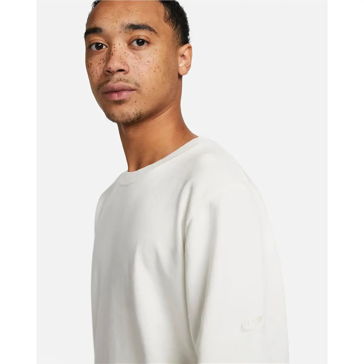 Nike clothing - DV9974-133 - DV9974-133 - White (UPC: 192498381607) 0