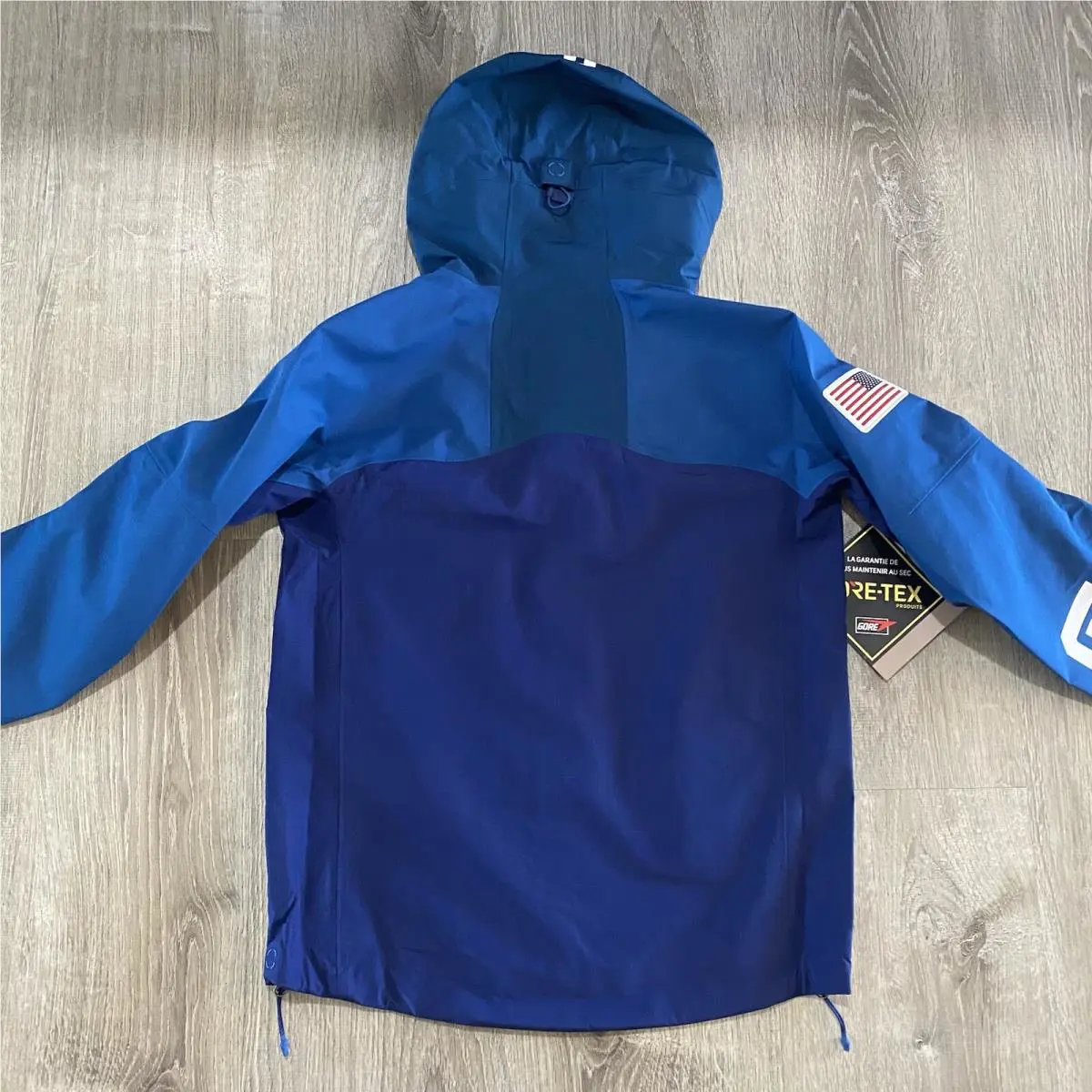 Nike clothing - Blue (UPC: 195243915317) 12