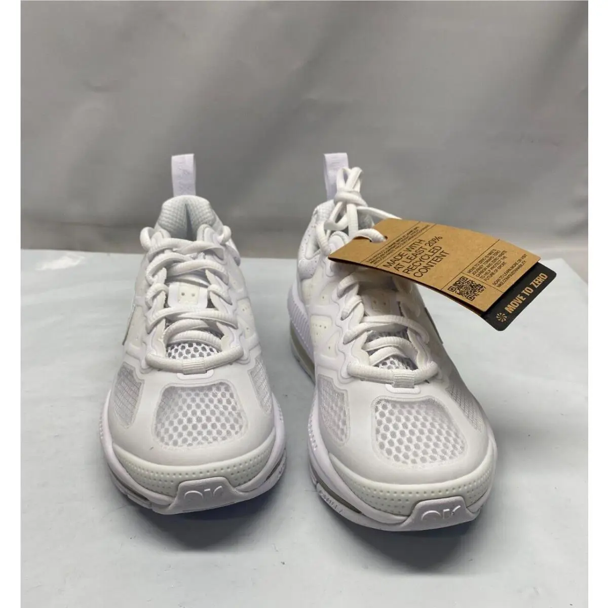 Nike shoes - Nike Air Max Genome - Air Max Genome - White (UPC: 195239424854) 1