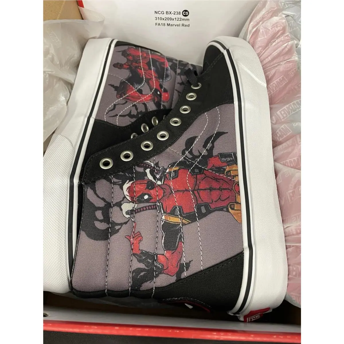 Deadpool Canvas SK8-Hi Vans Unisex Men’s 9 Women’s 10.5