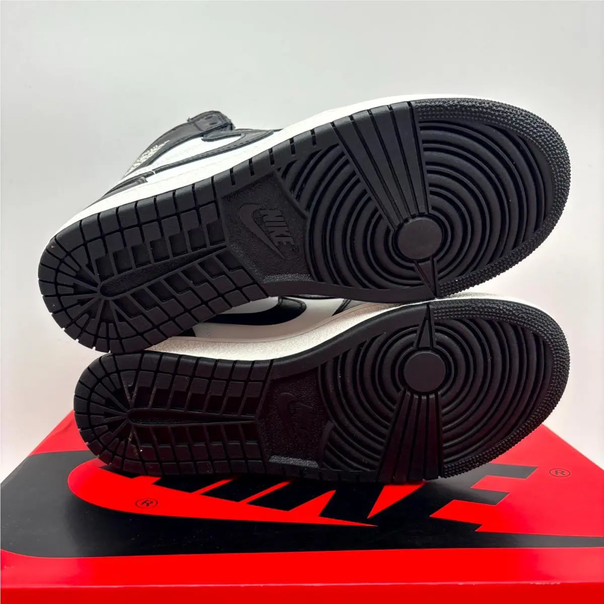 Nike shoes - Nike Air Jordan 1 Retro High `85 BQ4422-001 - BQ4422-001 - Black White (UPC: 196155754995) 3