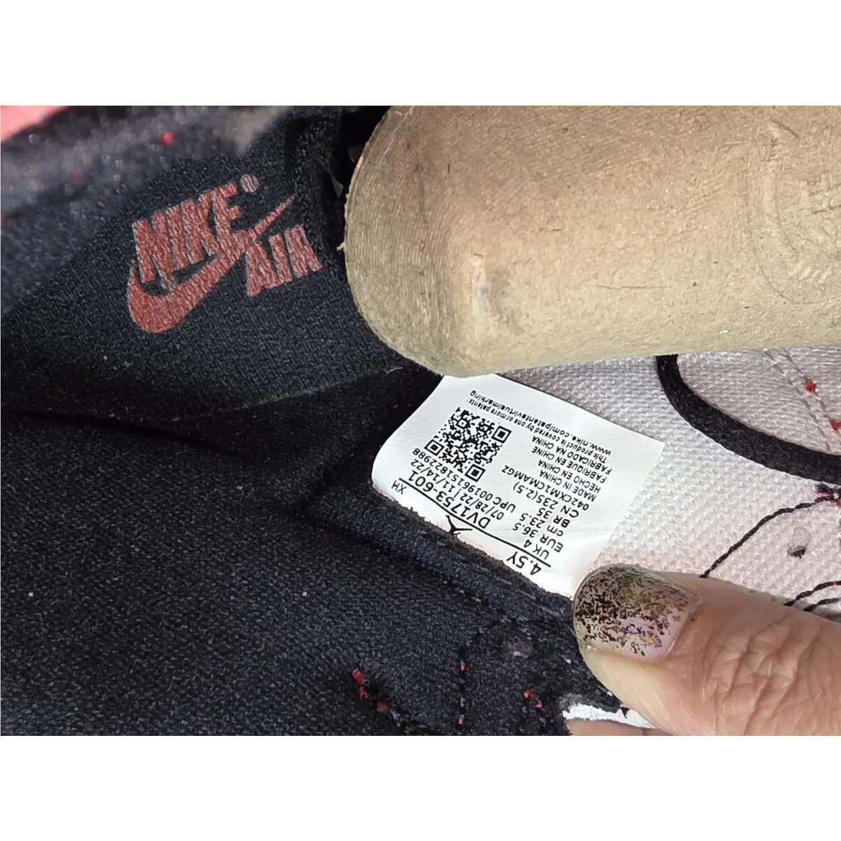 Nike shoes - Air Jordan 1 - Air - DV1748-601 - Red 4