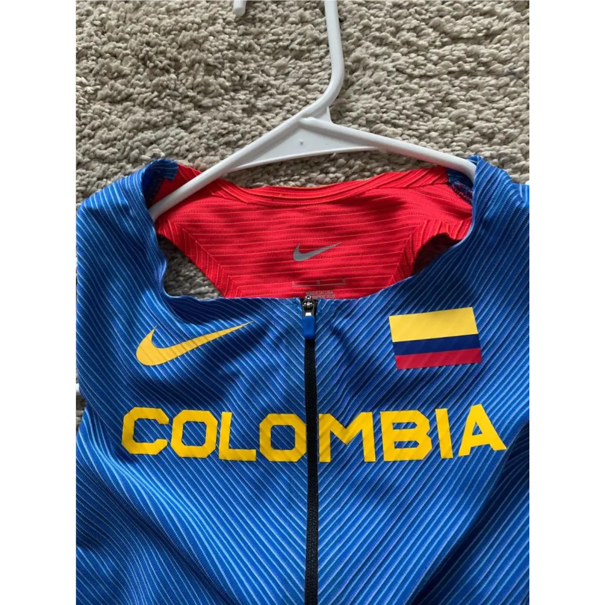 Nike clothing - Blue Red Yellow 0