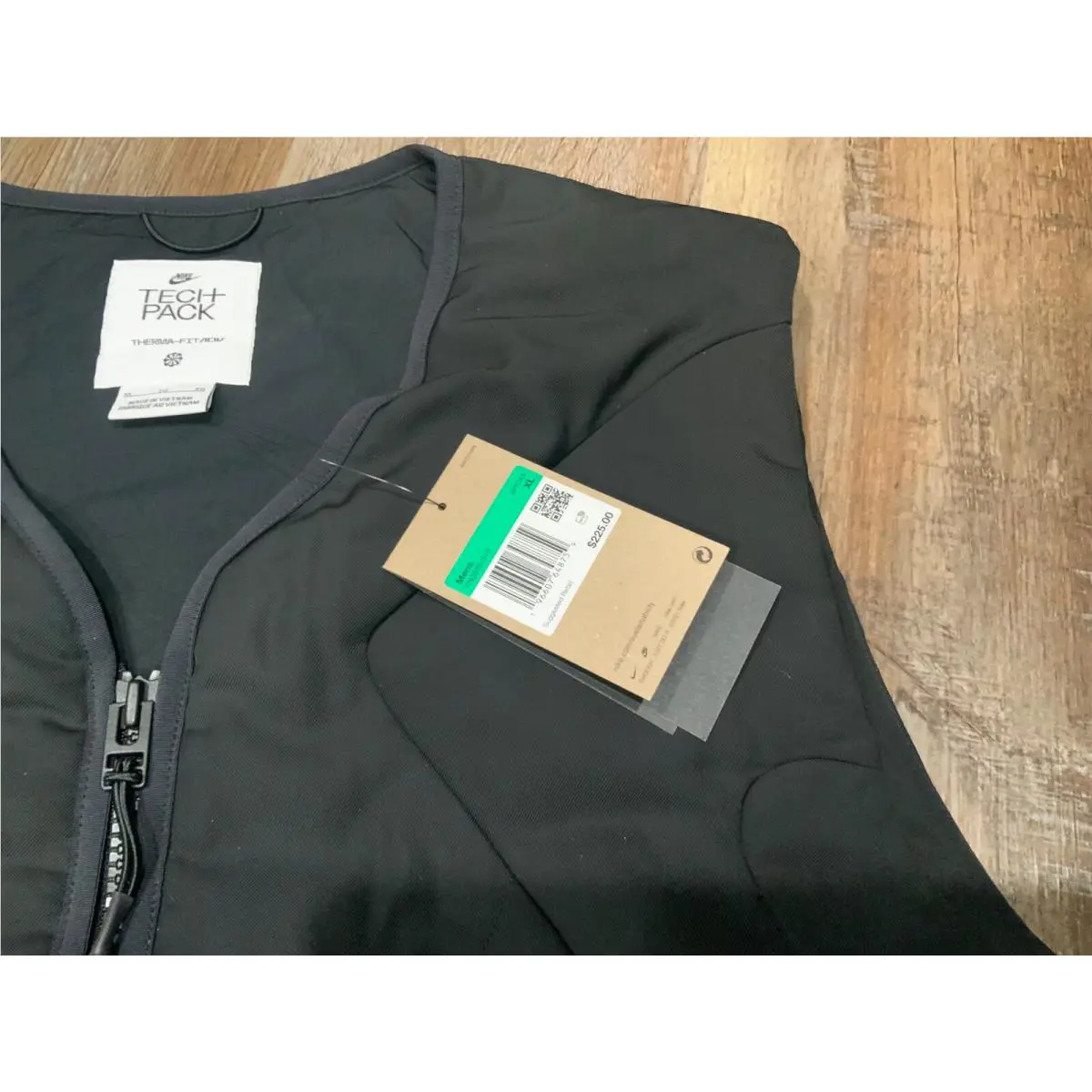 Nike clothing - Nike Sportswear Tech Pack Therma-FIT ADV Insulated Vest - FN0635-010 - Black (UPC: 196607648735) 6