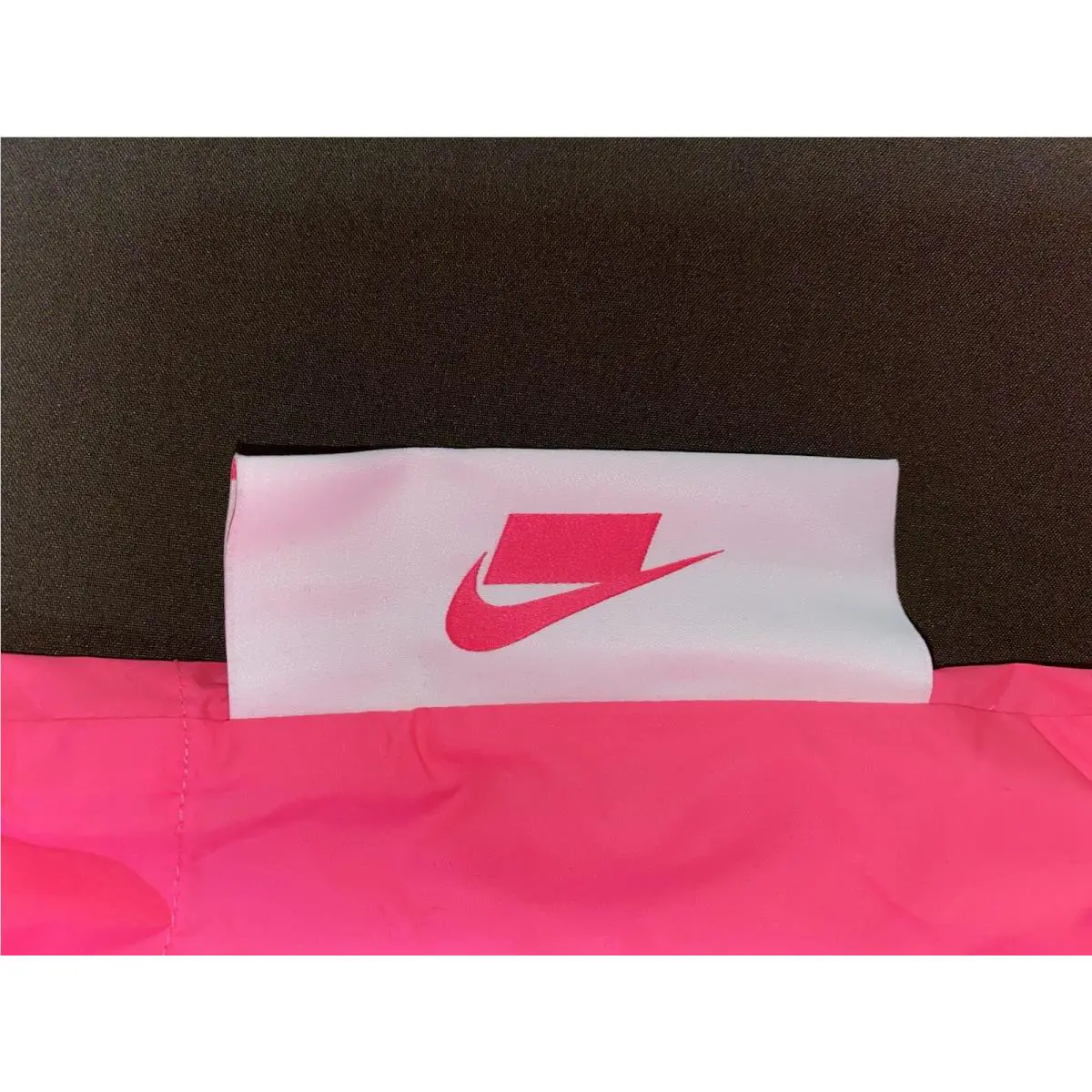 Nike clothing - Pink (UPC: 193655042959) 4